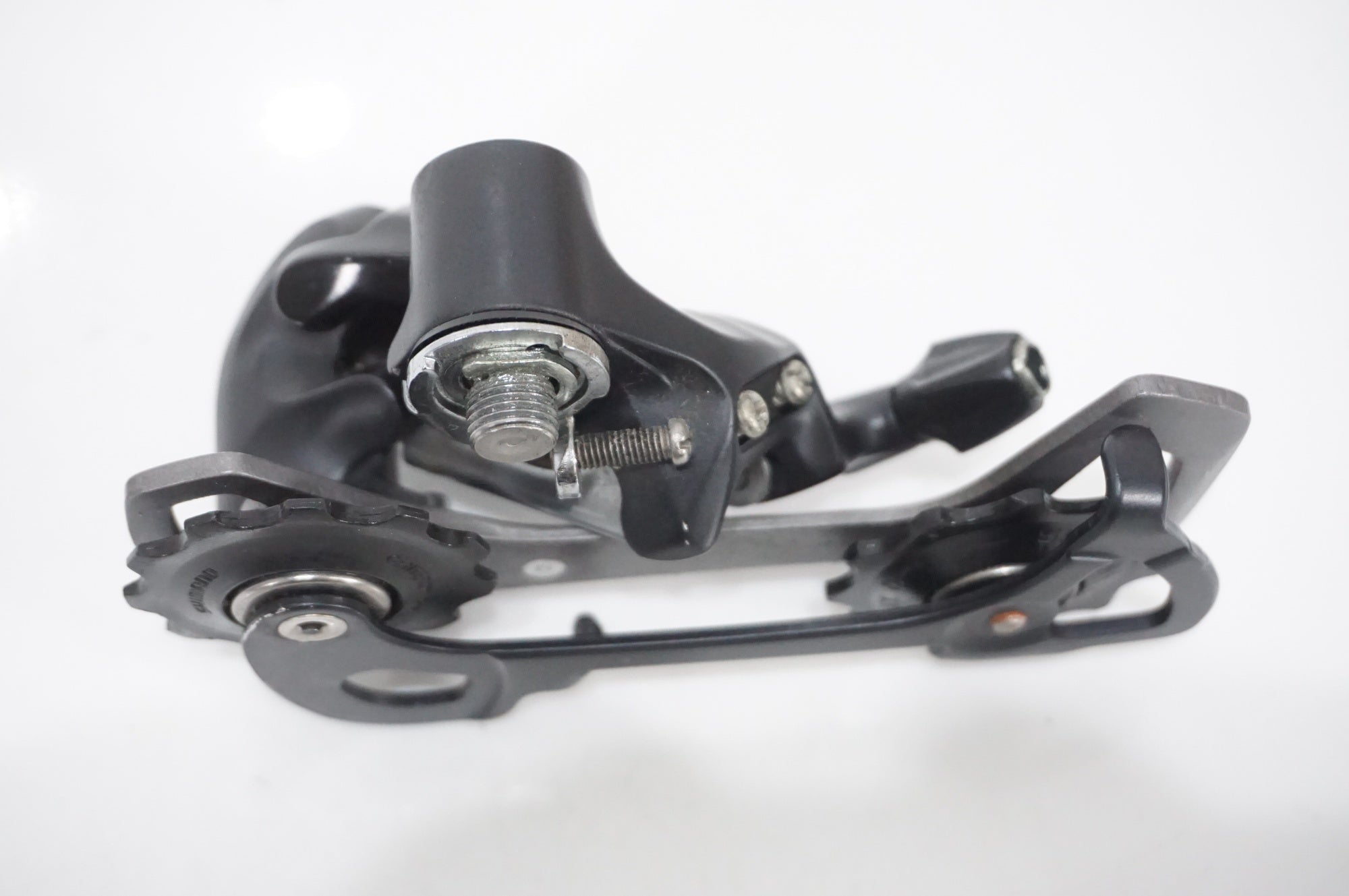 SHIMANO 「シマノ」 105 RD-5700 リアディレイラー / AKIBA店