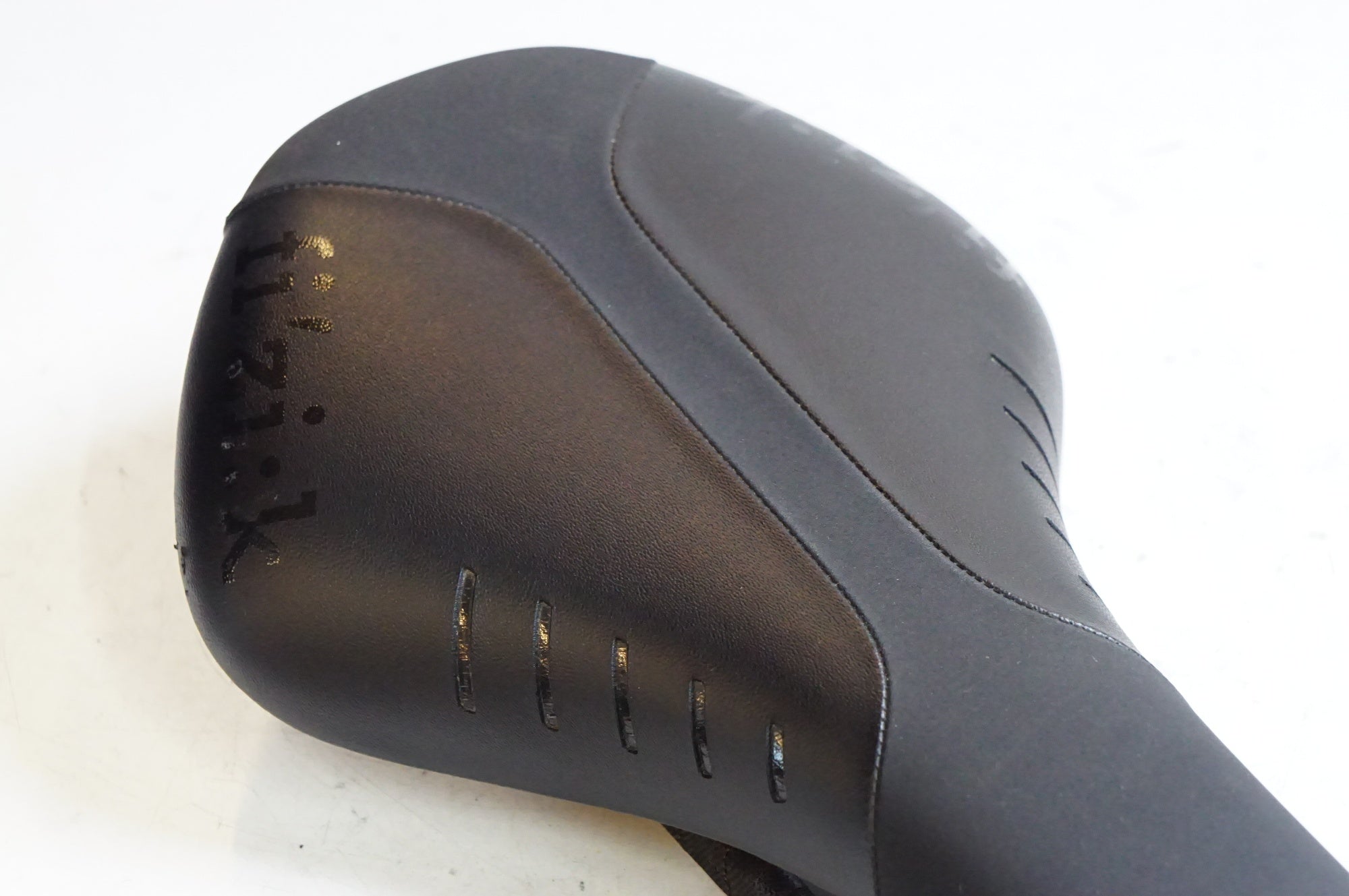 FIZIK 「フィジーク」 ANTARES R1 サドル / 熊谷本店