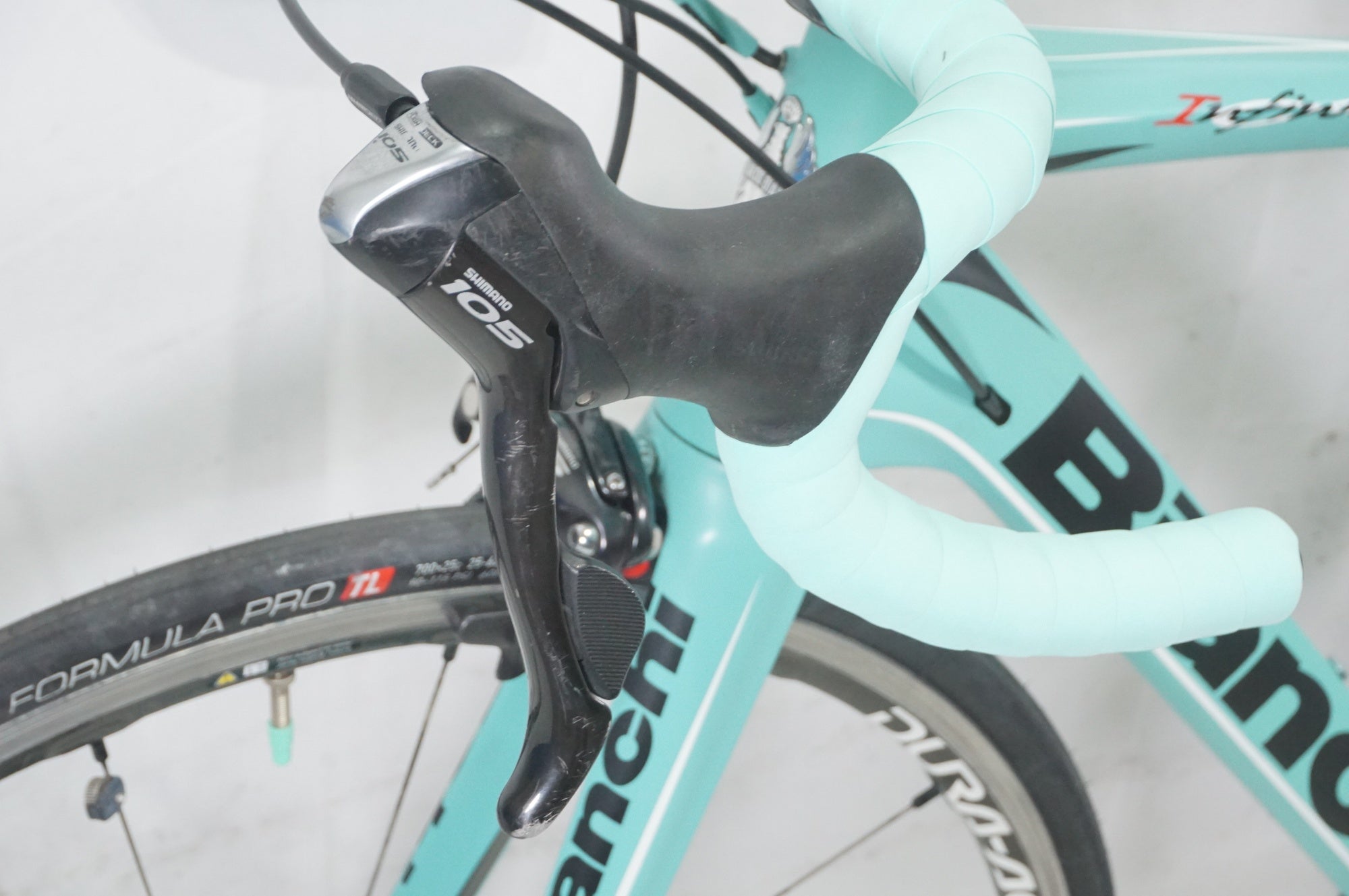BIANCHI 「ビアンキ」 INFINITO CV 2016年モデル ロードバイク BIANCHI 「ビアンキ」 INFINITO CV 2016年モデル ロードバイク
