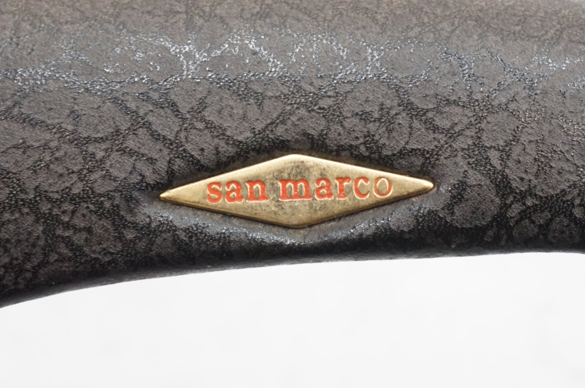 SELLE SAN MARCO 「セラサンマルコ」 ROLLS サドル / 大宮店