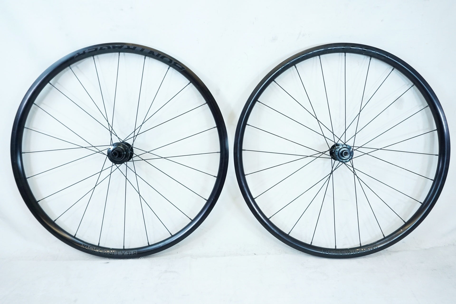 BONTRAGER 「ボントレガー」 AFFINITY TLR DISC シマノ11S ホイールセット / 有明ガーデン店