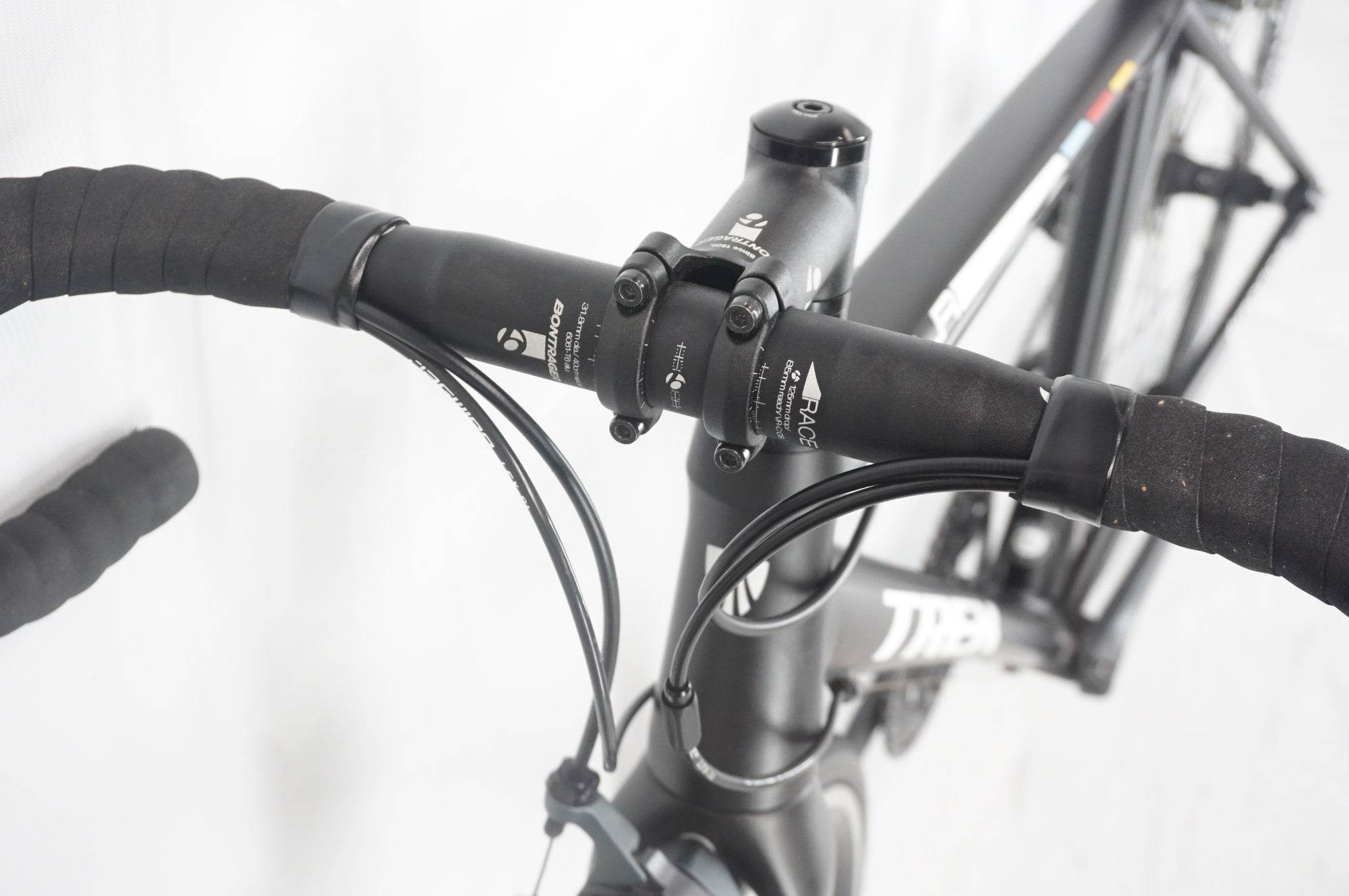 TREK 「トレック」 EMONDA ALR6 2016年モデル ロードバイク / 阪急塚口店