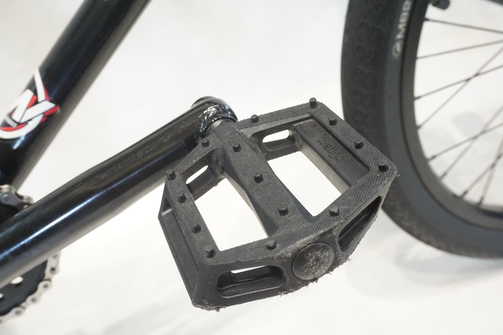MOTELWORKS 「モーテルワークス」 AUX:E 2022年モデル 20インチ BMX / 横浜戸塚店