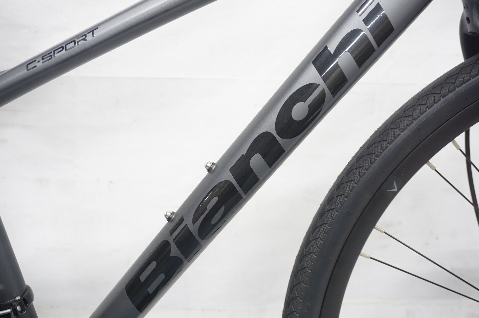 BIANCHI 「ビアンキ」 C SPORT2 DISC 2025年モデル クロスバイク