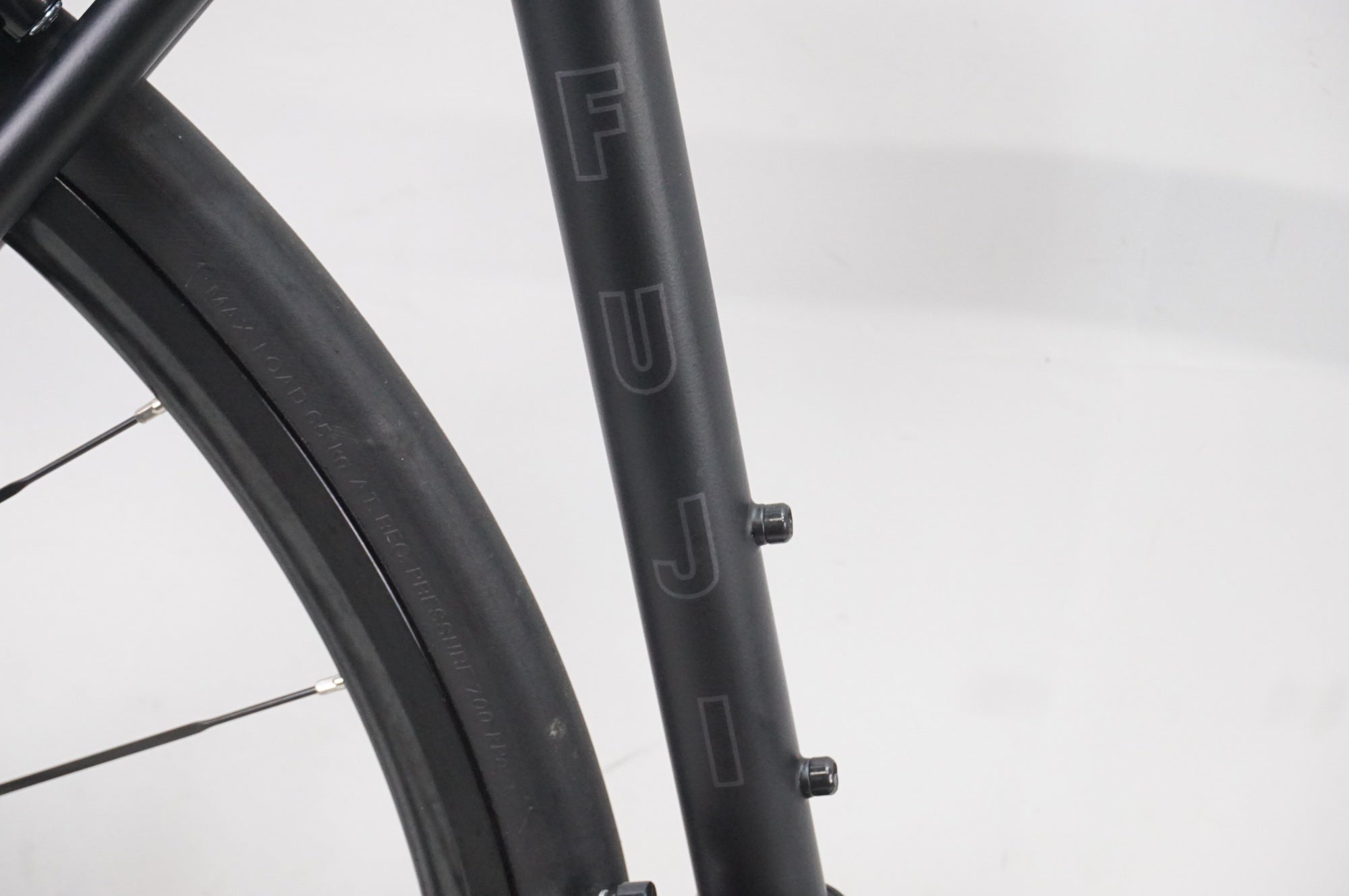 FUJI 「フジ」  BALLAD Ω 2024年モデル ロードバイク / 大宮店