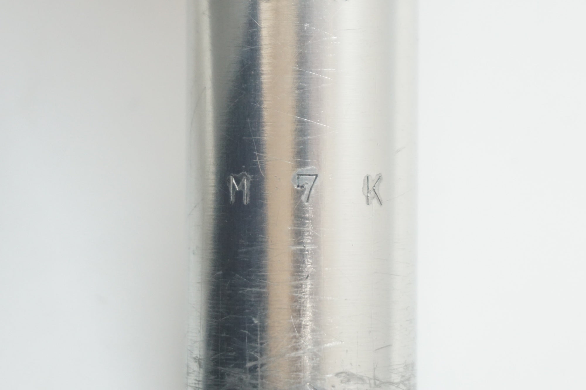 FUJITA 「フジタ」 φ27.2 200mm シートポスト / 福岡店