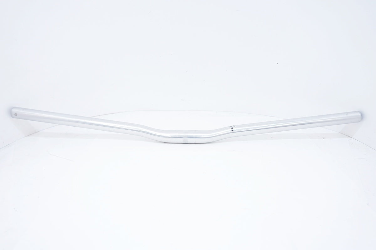 NITTO 「ニットー」 FW82 Φ25.4 650m ハンドル / 大阪美原北インター店