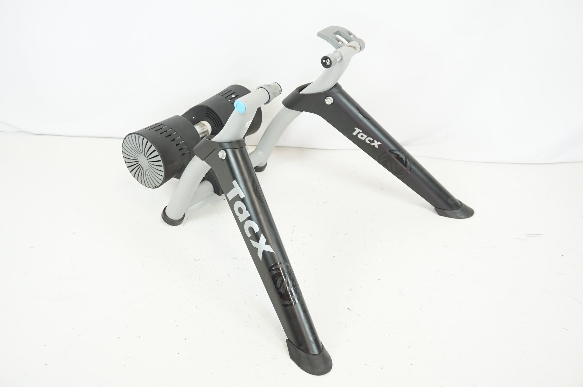 TACX 「タックス」 BUSHIDO SMART スマートトレーナー / 宇都宮店