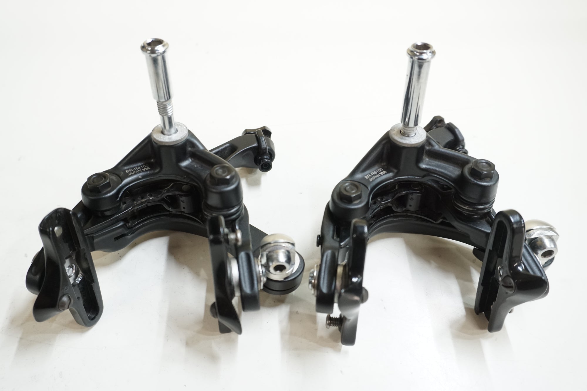 SHIMANO 「シマノ」 ULTEGRA BR-R8100 キャリパーブレーキセット
