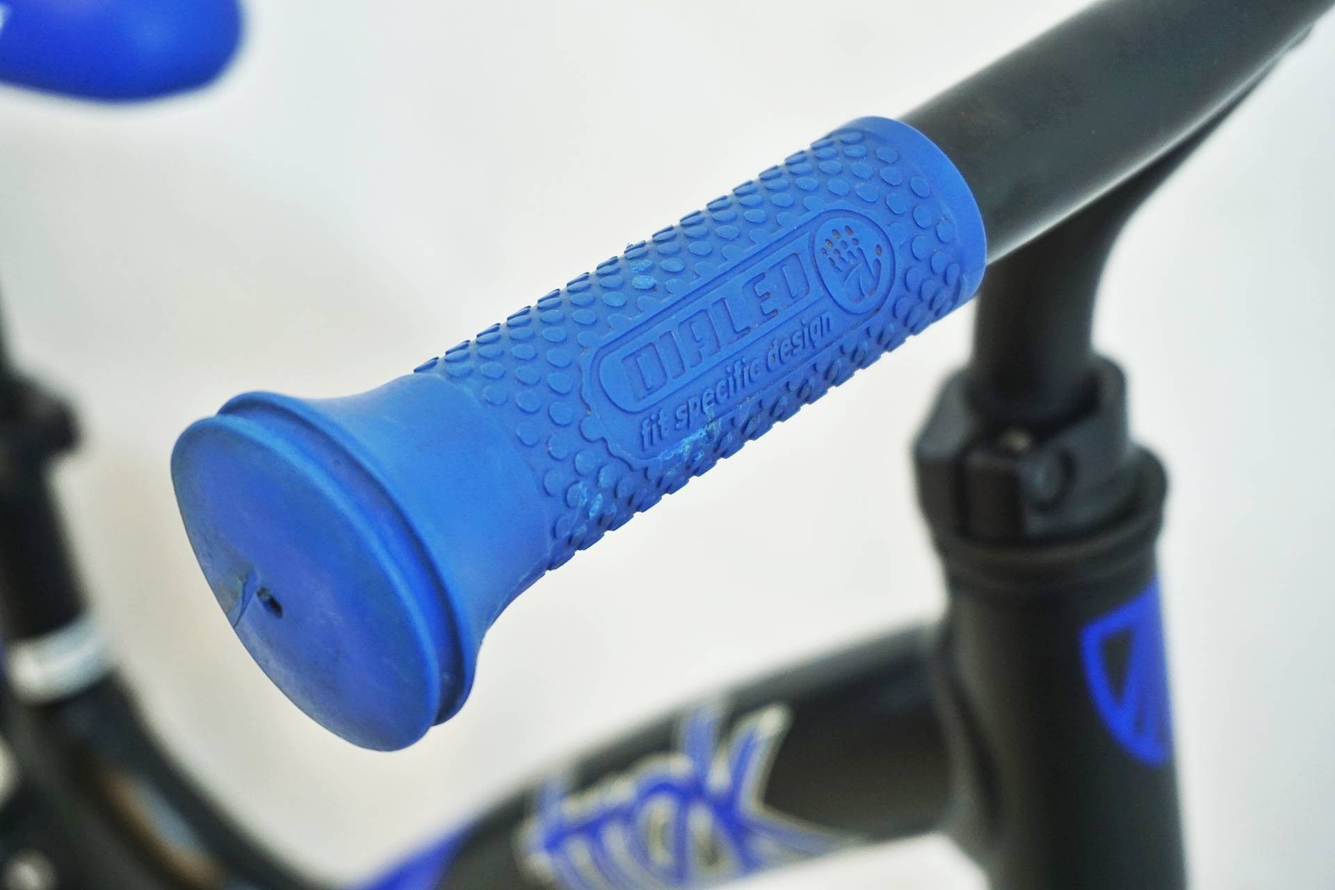 TREK 「トレック」 KICKSTER 2016年モデル 12インチ キックバイク