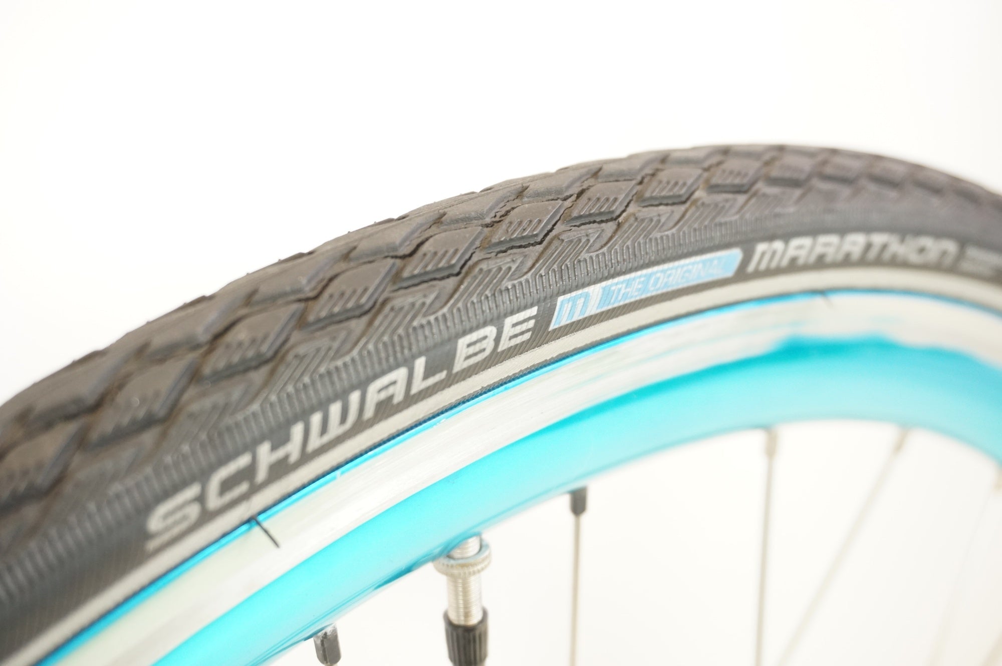 完組ホイール　700x42c　ハブダイナモ　フロント　前　ON　自転車 Amazon | スーパーバリュー 自転車 前輪 タイヤ 前輪アルミリム