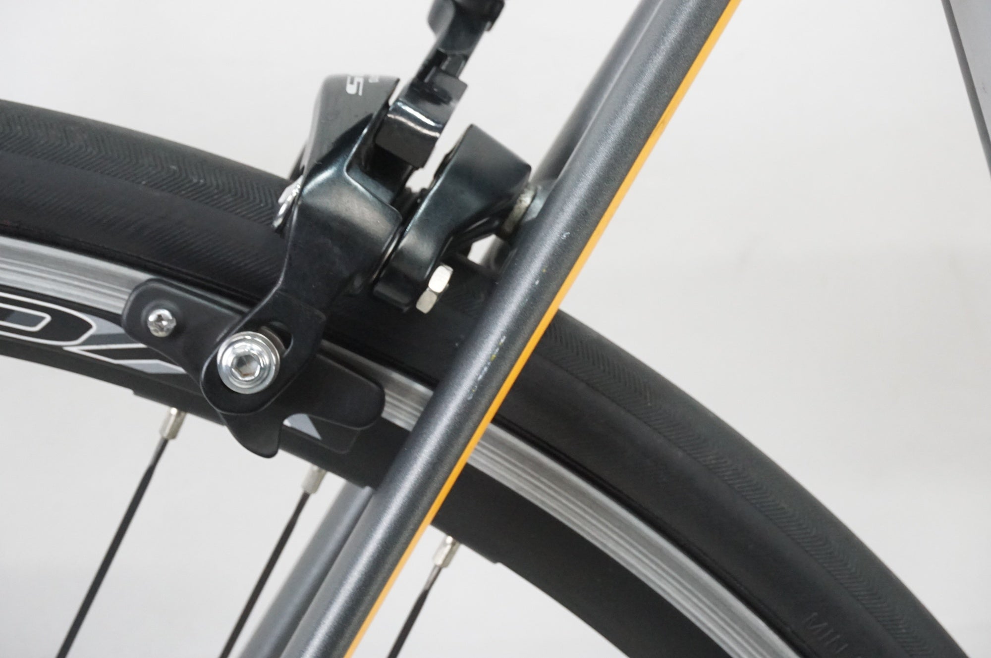 CANNONDALE 「キャノンデール」 CAAD12 105 2016年モデル カスタム ロードバイク / 大宮店