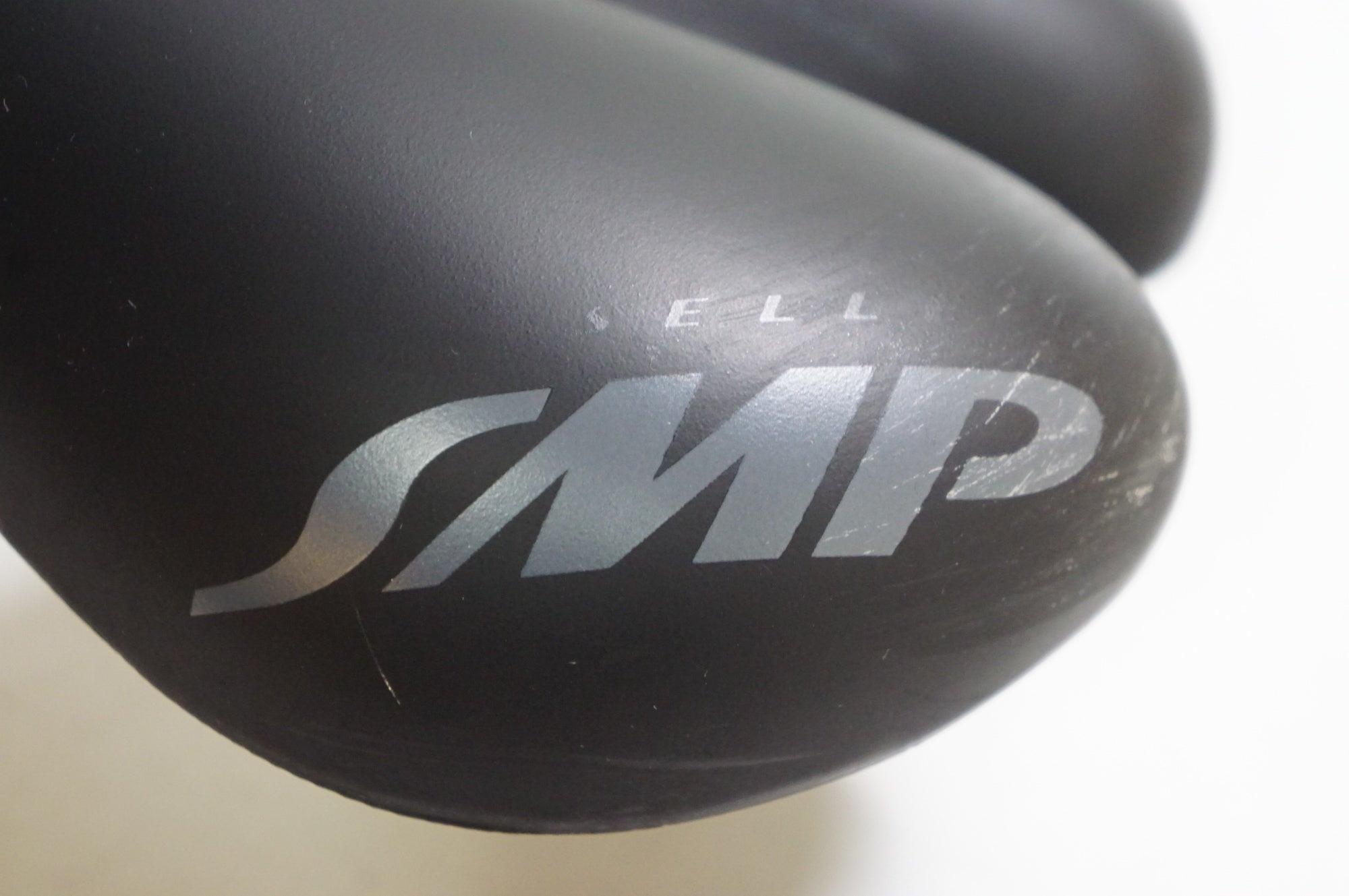 SELLE SMP 「セラエスエムピー」 TRK サドル / 熊谷本店