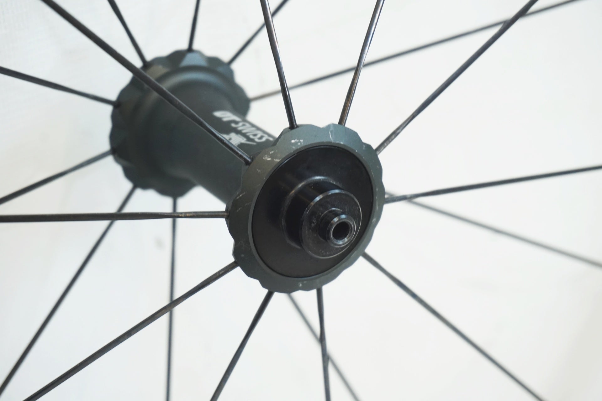 DT SWISS 「ディーティースイス」 PR1400 DICUT シマノ11速 ホイール