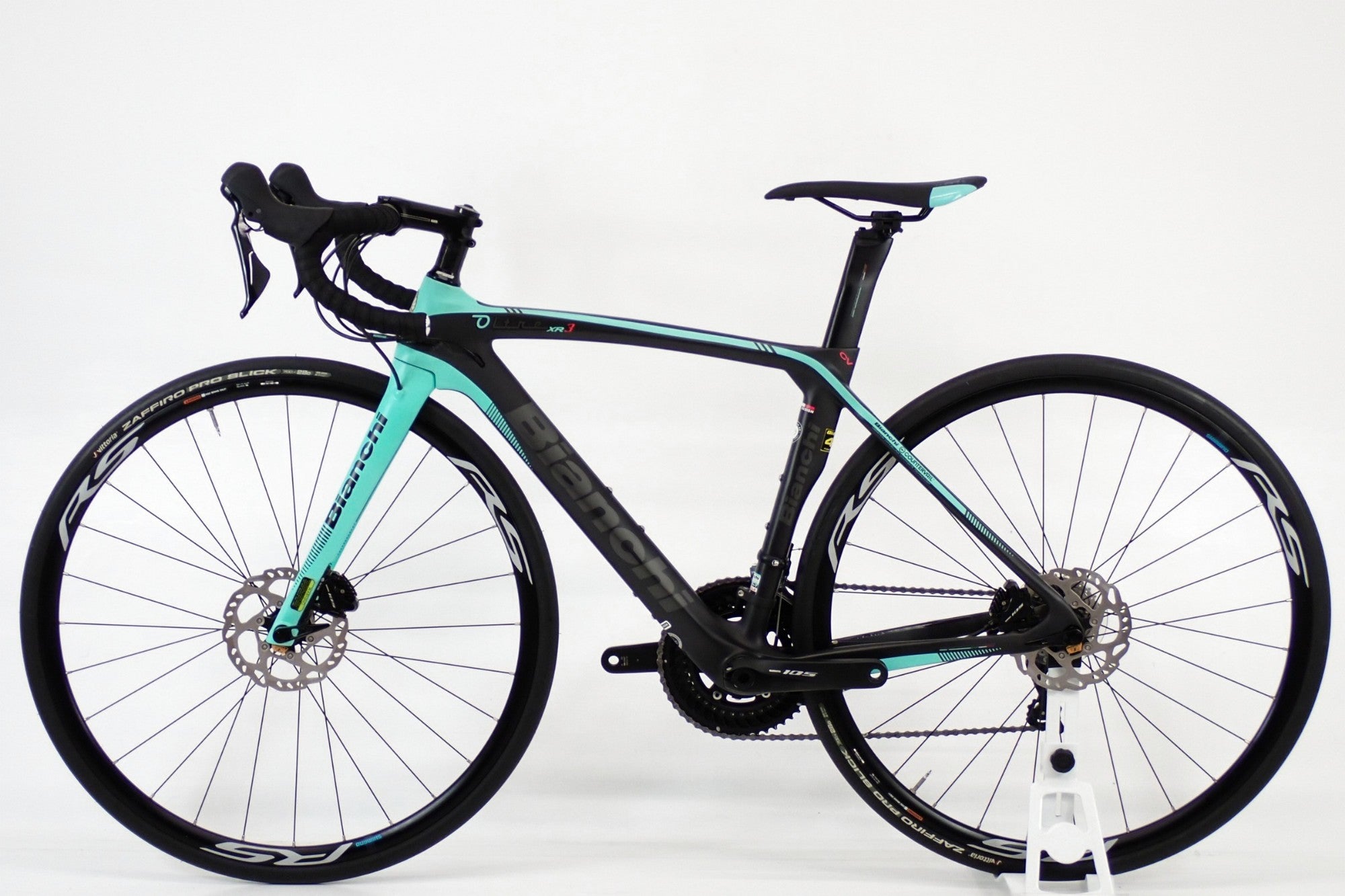 【引渡限定】Bianchi OLTRE XR3 DISC 2019年ロードバイク BIANCHI 「ビアンキ」 OLTRE XR3 DISC 105 2019年モデル ロードバイク