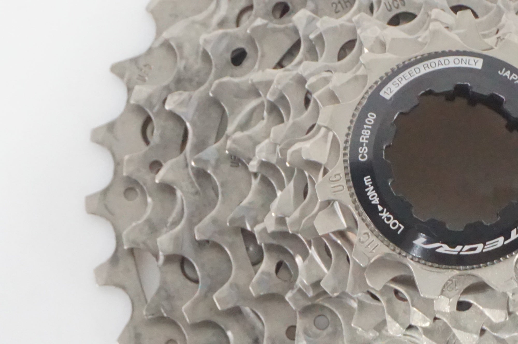 SHIMANO 「シマノ」 ULTEGRA CS-R8100 11-30T スプロケット / AKIBA店