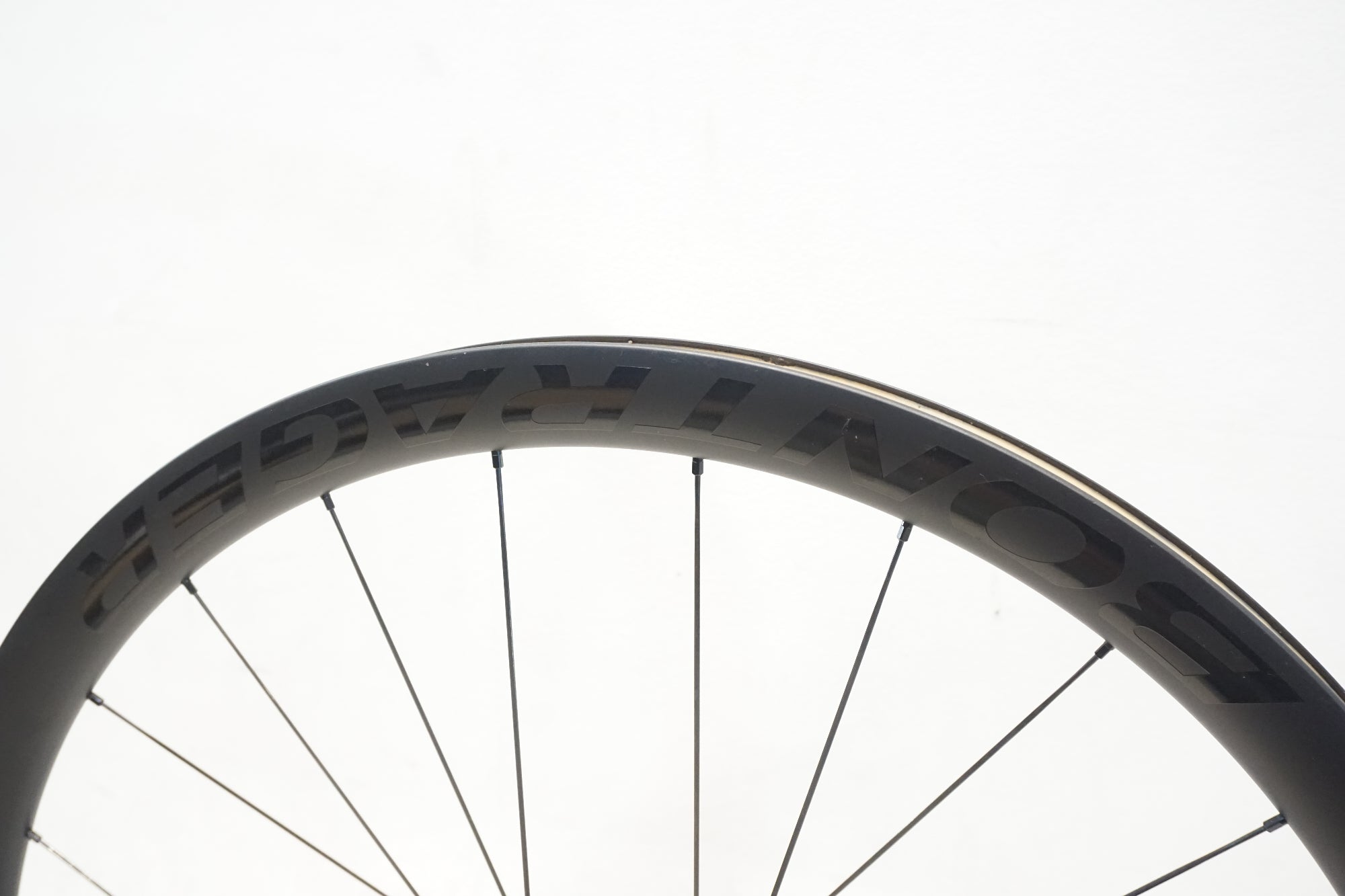 BONTRAGER 「ボントレガー」 AEOLUS PRO 37 DISC フロントホイール