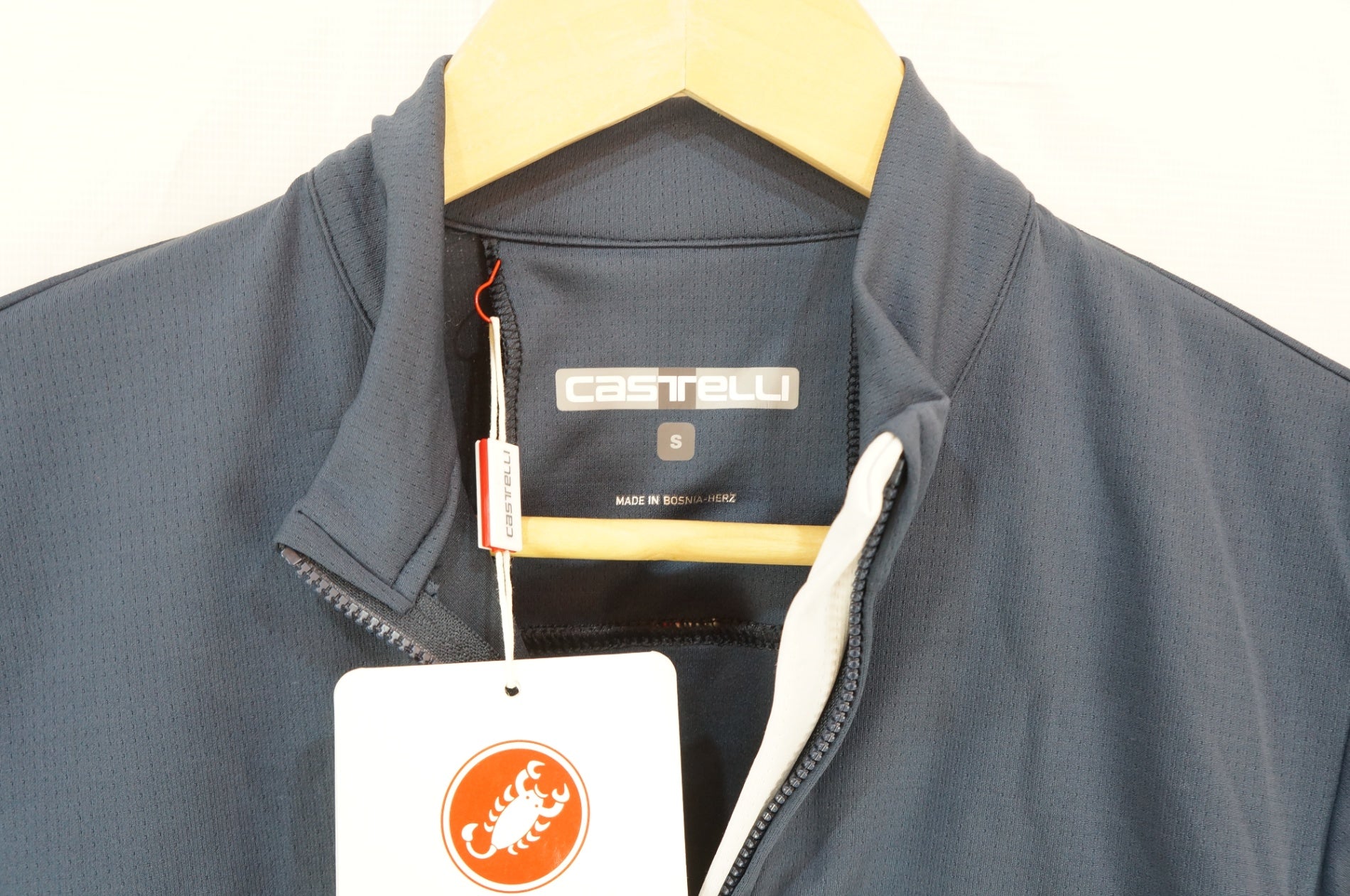 CASTELLI 「カステリ」 Sサイズ 半袖ジャージ/ バイチャリ浦和ベース