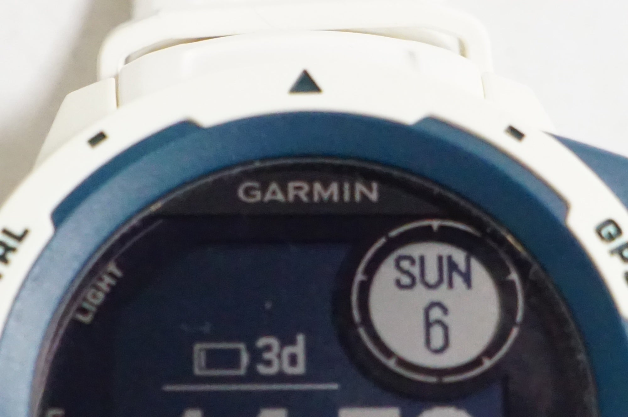 ジャンク GARMIN 「ガーミン」 INSTINCT DUAL POWER スマートウォッチ