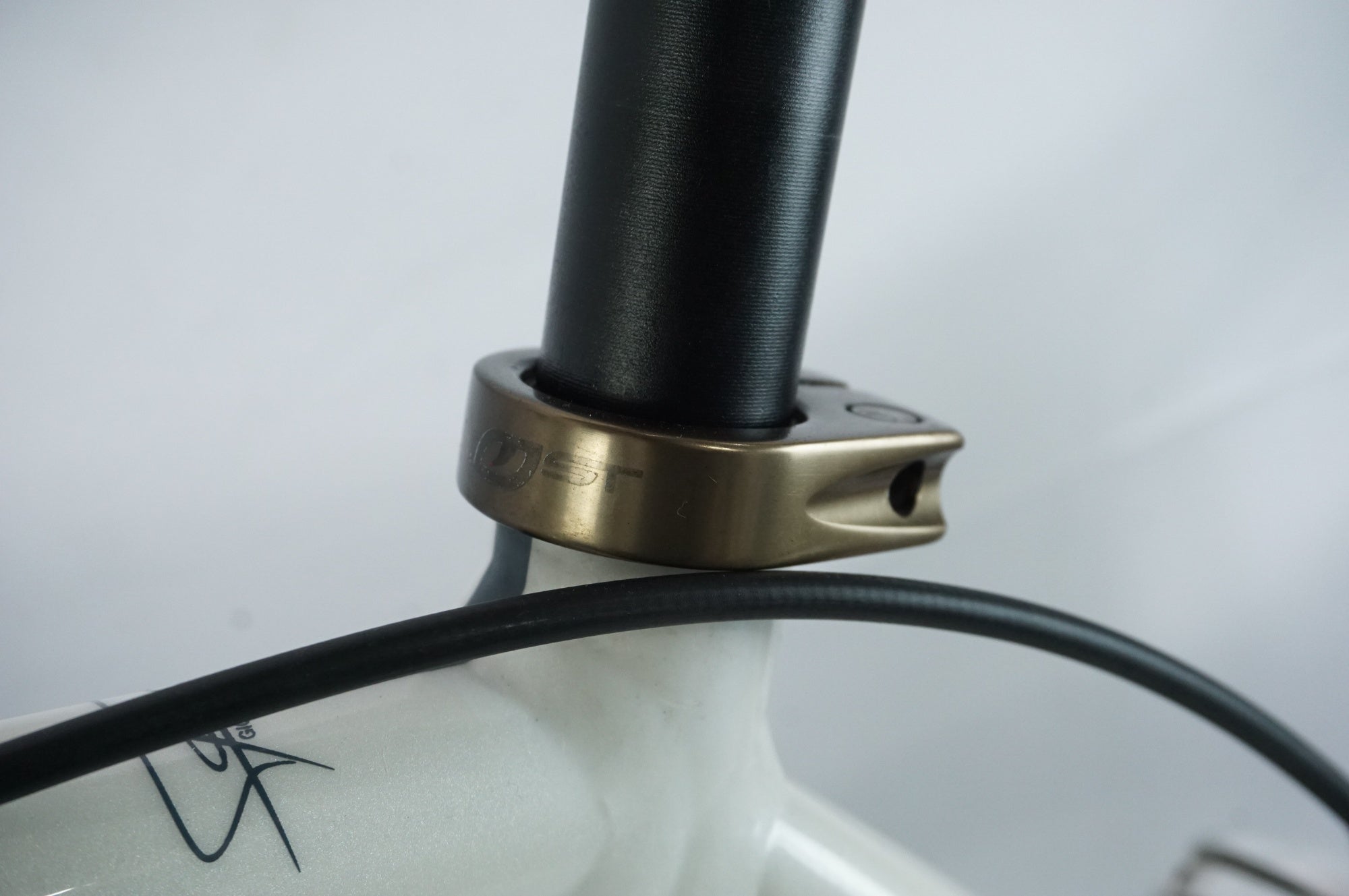 PINARELLO 「ピナレロ」 TREVISO 2011年モデル フラットバーロード / 中目黒店