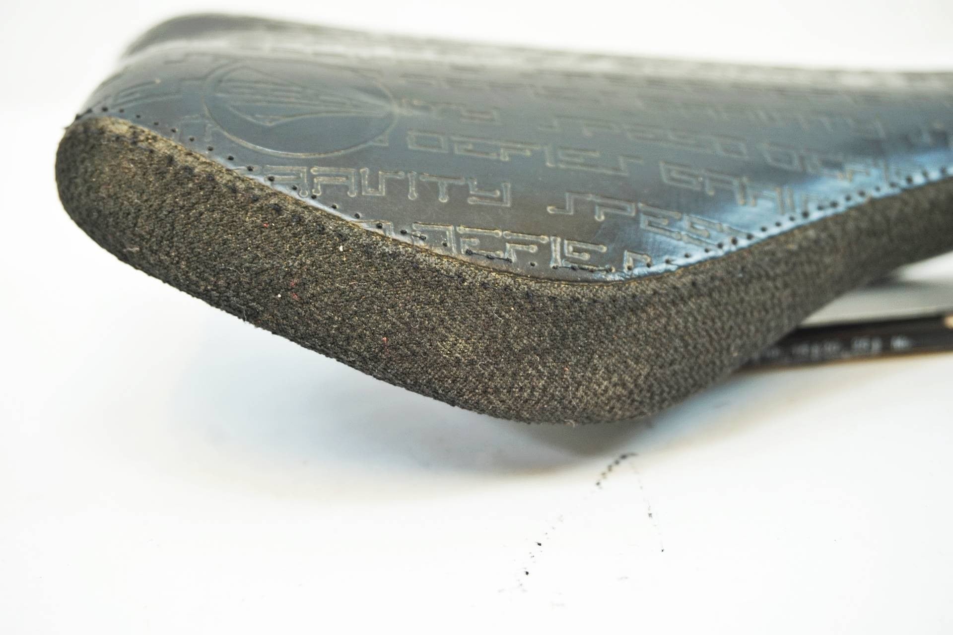 SDG 「エスディージー」 CIRCUIT MTN サドル / 有明ガーデン店