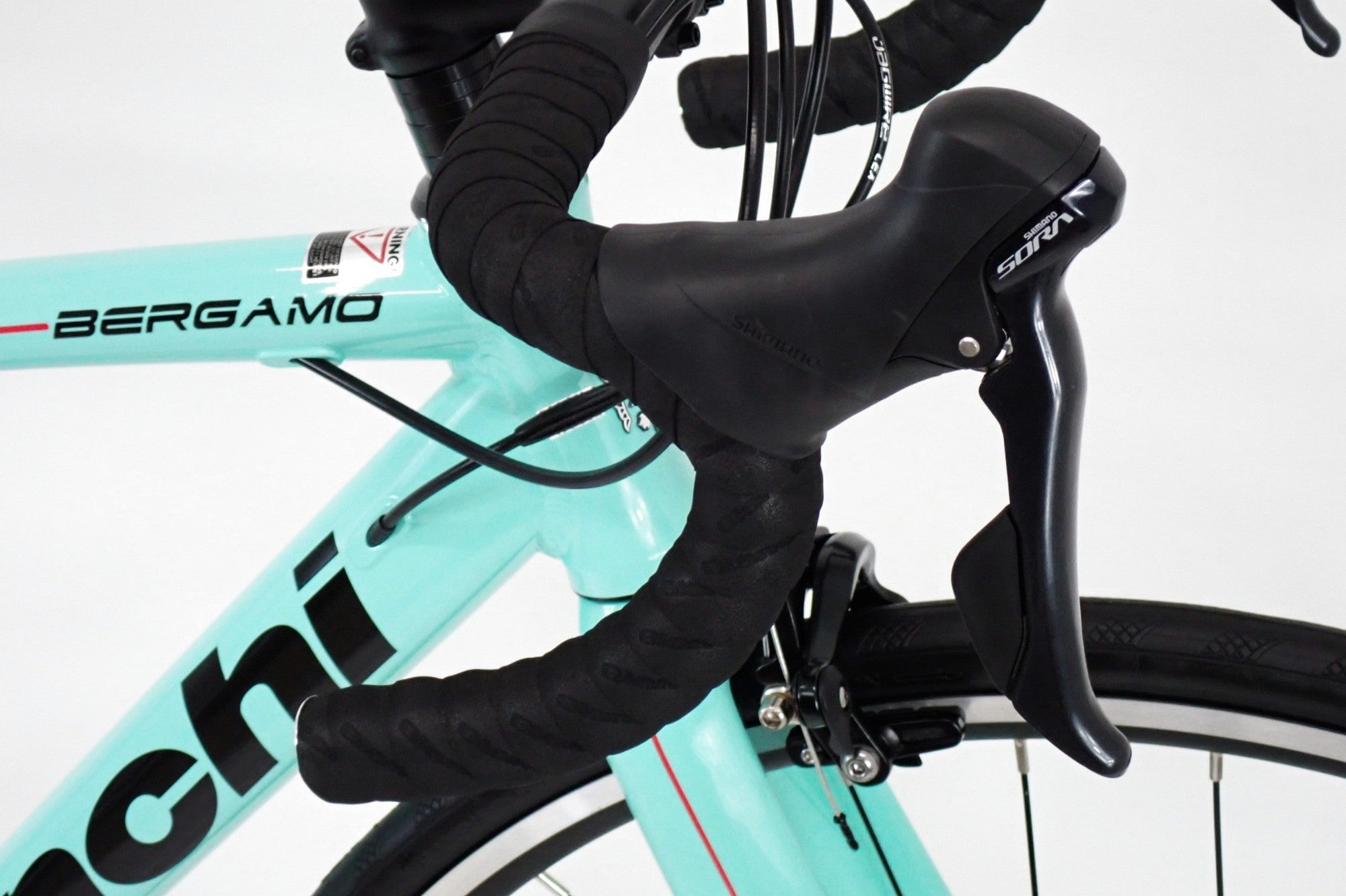 BIANCHI 「ビアンキ」 BERGAMO SORA 2025年モデル ロードバイク