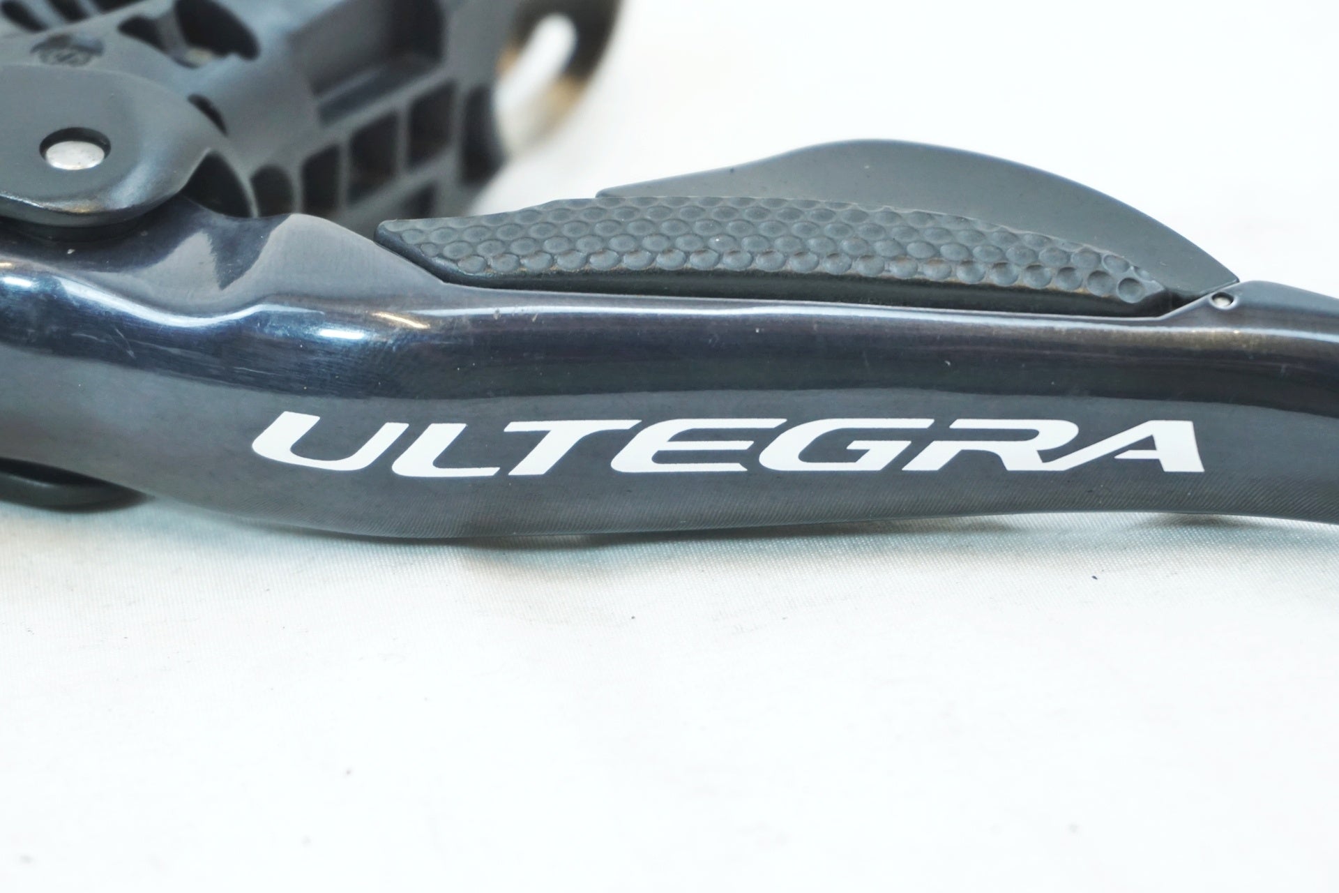 SHIMANO 「シマノ」 ULTEGRA Di2 ST-6870 デュアルコントロールレバー / 有明ガーデン店