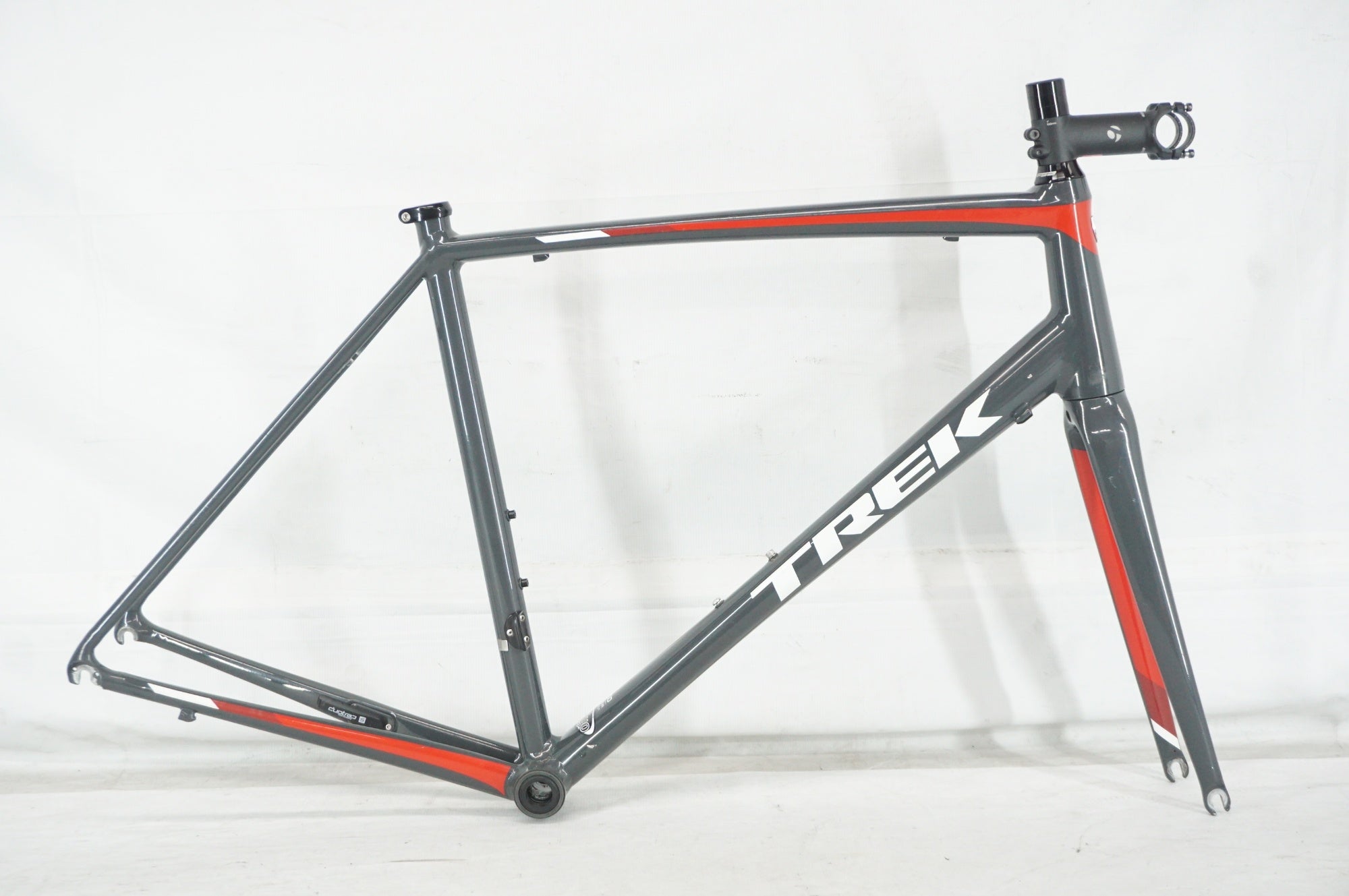 TREK 「トレック」 EMONDA ALR4 2018年モデル フレームセット / 阪急塚口店