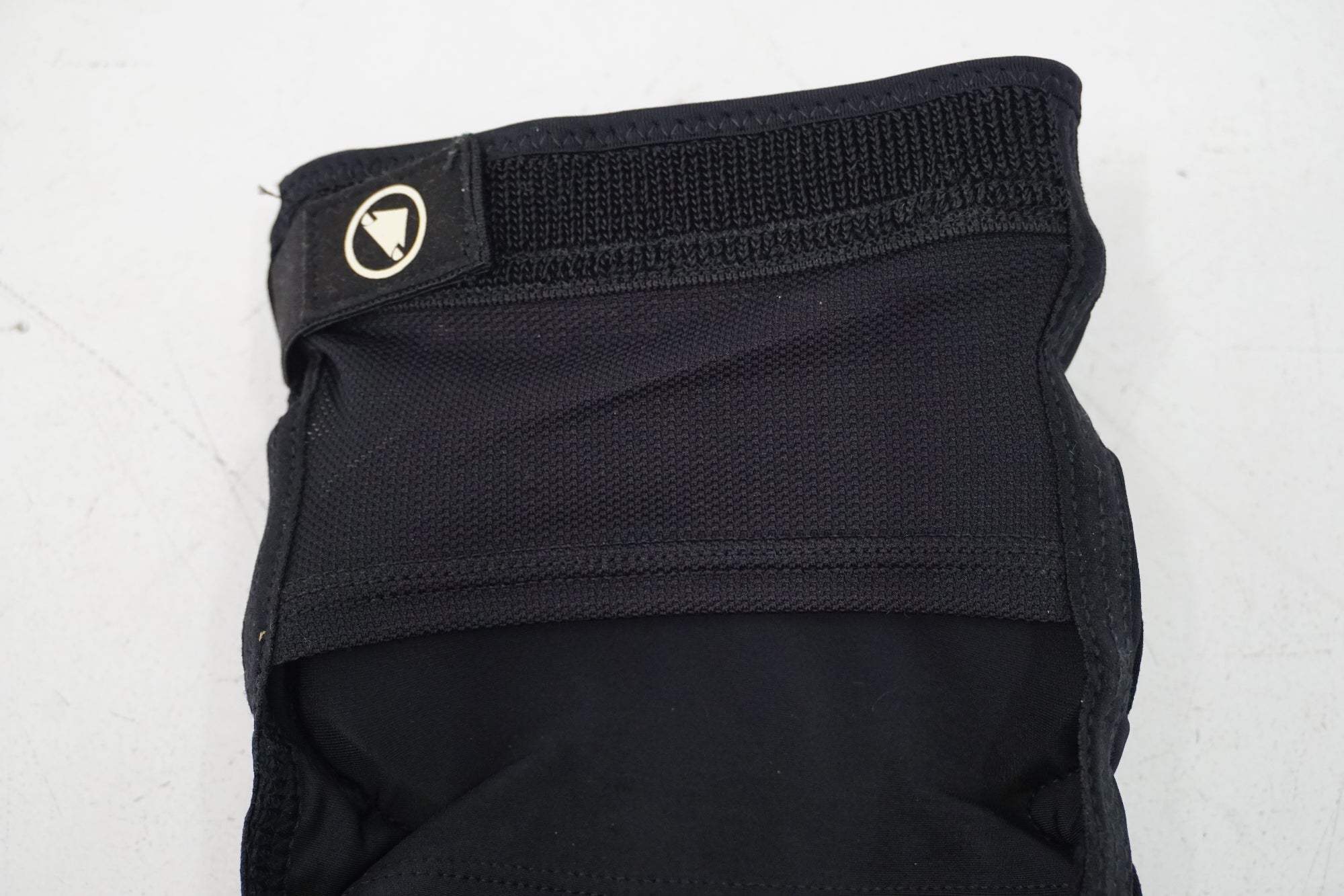 ENDURA 「エンデューラ」 MTB KNEE GUARD S/M サイズ プロテクター / 浜松店