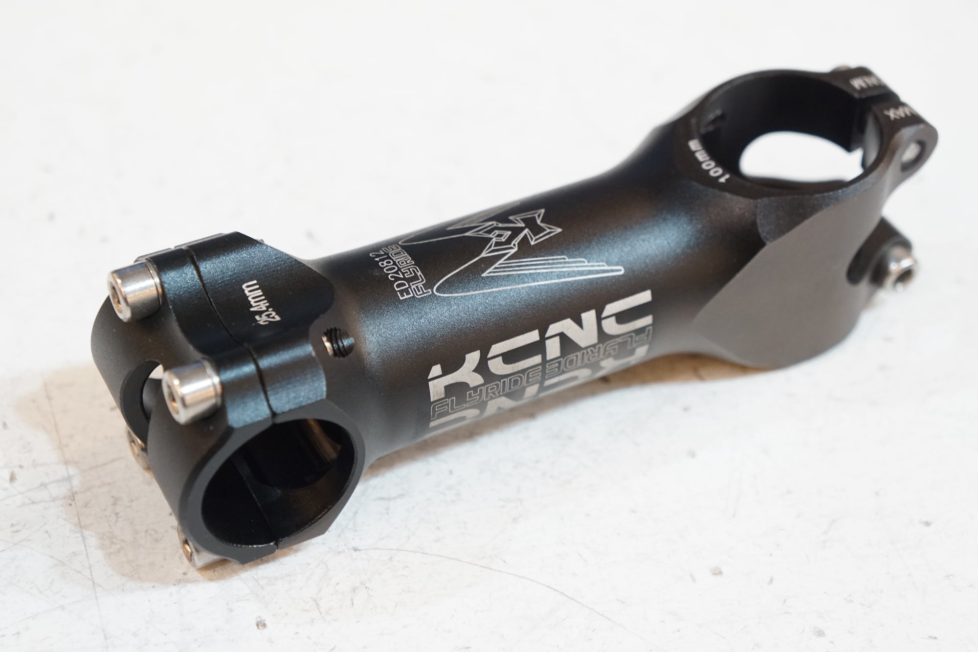 KCNC 「ケーシーエヌシー」 FRYRIDE φ25.4 100mm ステム / バイチャリ浦和ベース