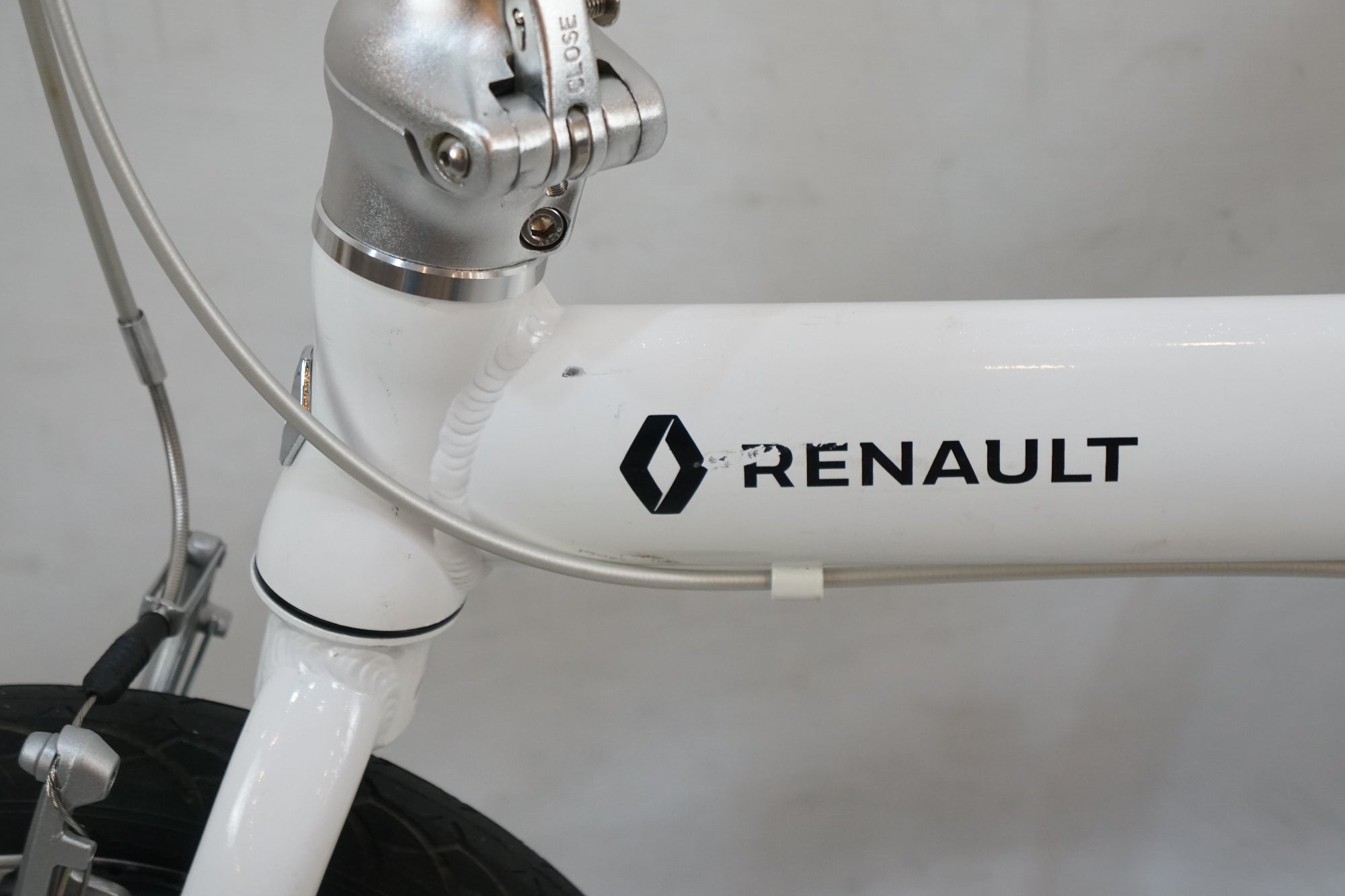 RENAULT 「ルノー」 LIGHT8 2017年モデル 14インチ 折り畳み自転車