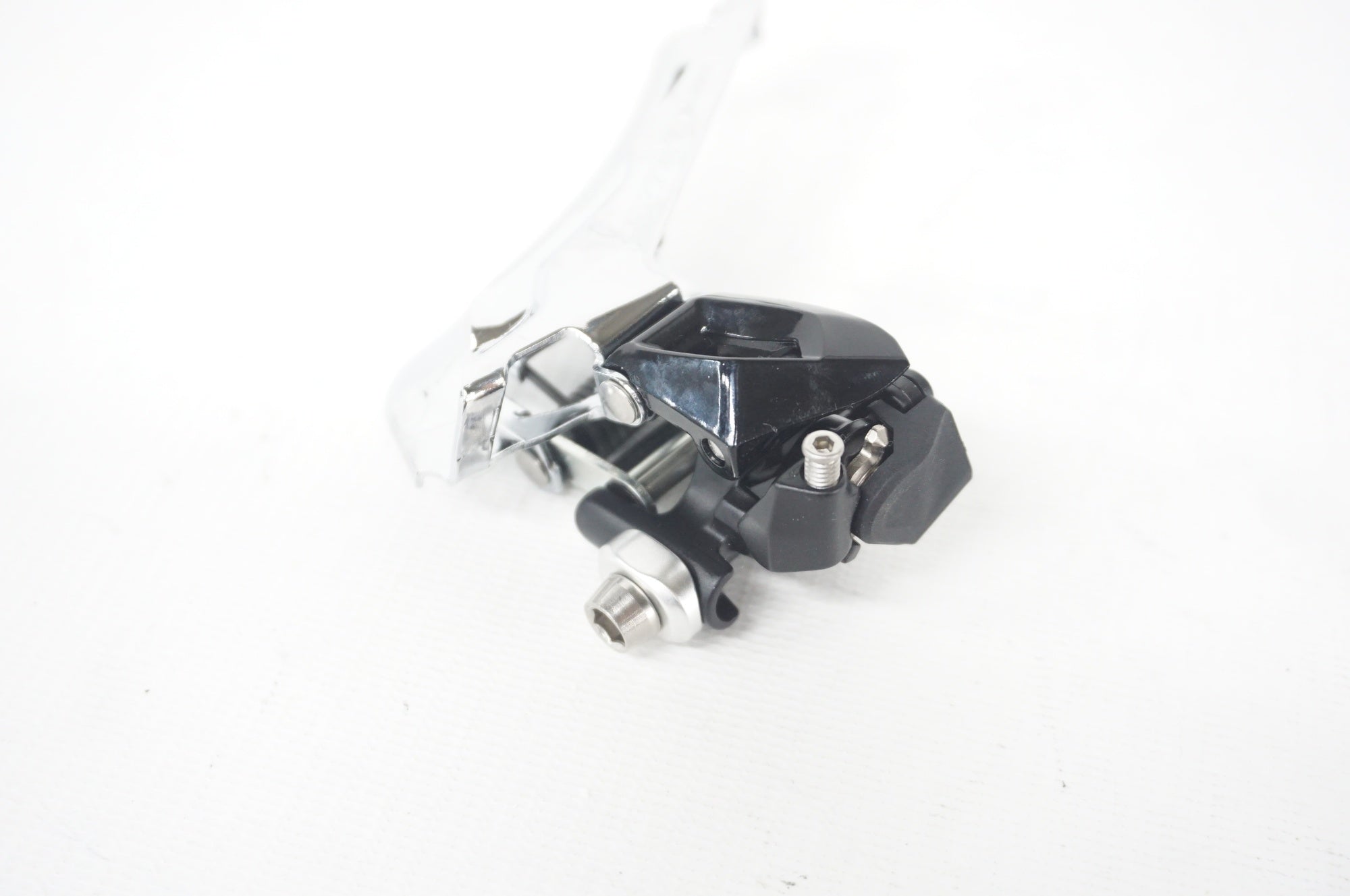 SHIMANO 「シマノ」 105 FD-R7000 フロントディレイラー / 阪急塚口店