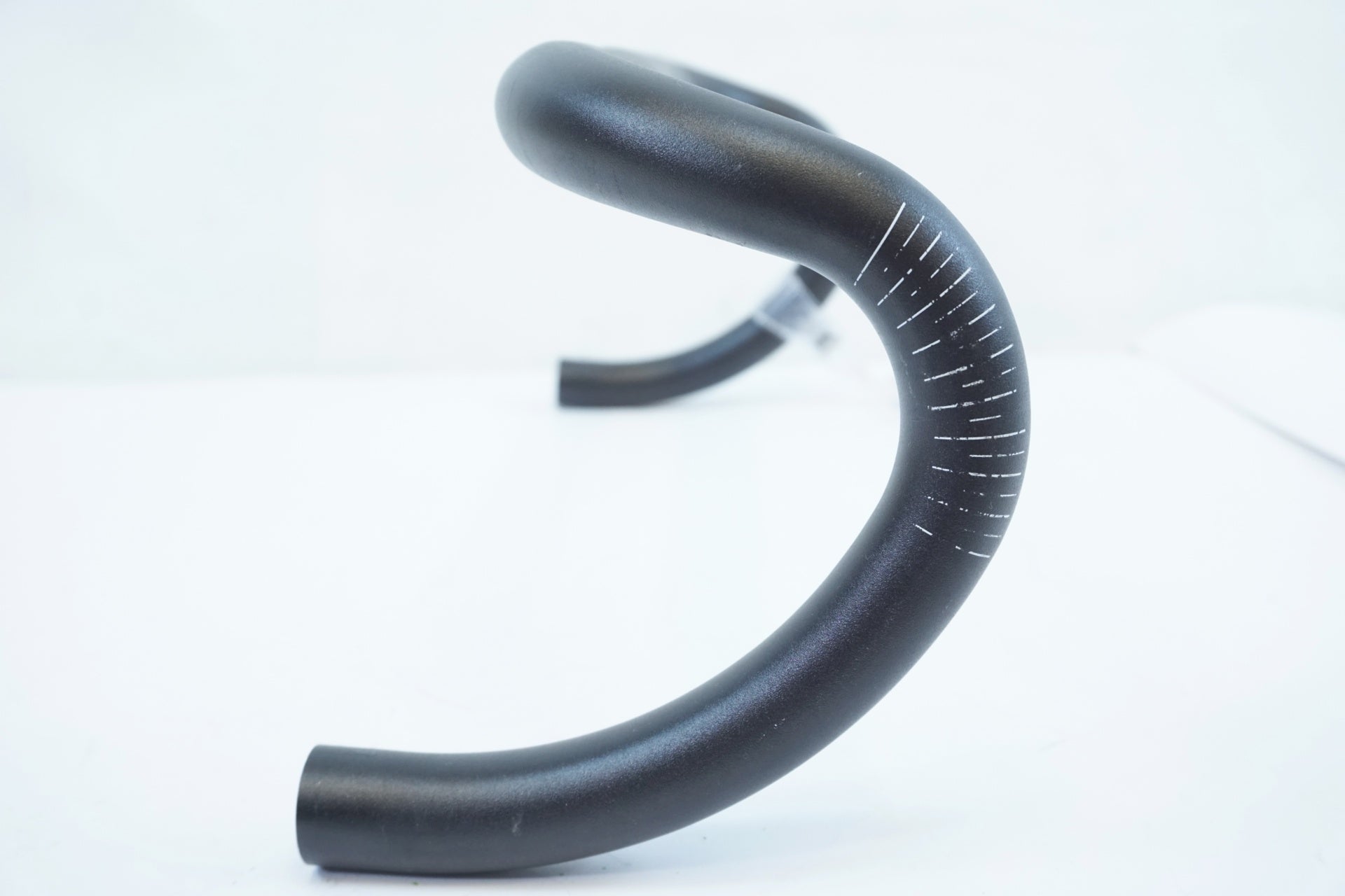 OVAL 「オーバル」 310 φ31.8 400mm ドロップハンドル / 有明ガーデン店