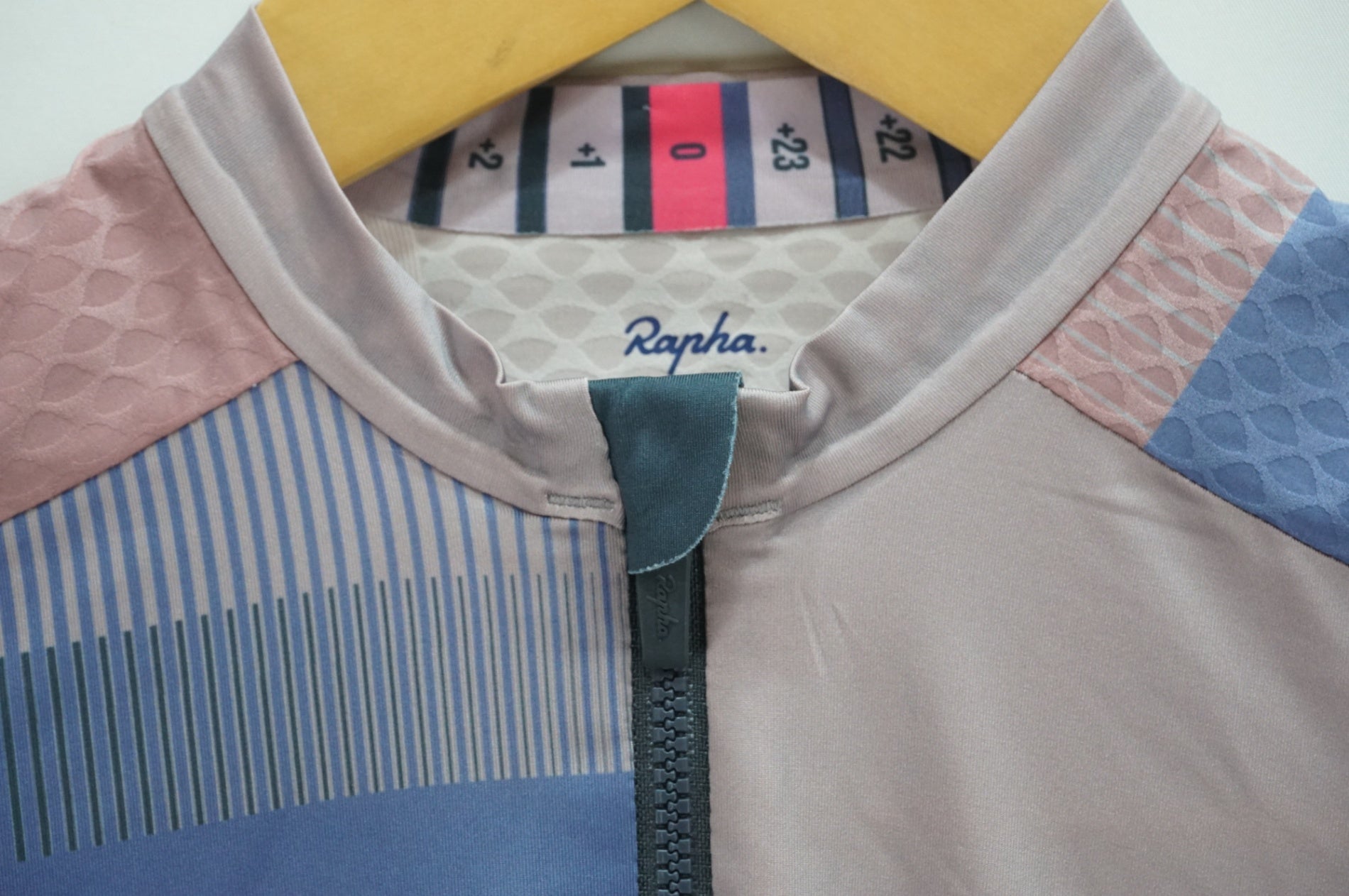 RAPHA 「ラファ」 半袖 レディース XSサイズ サイクルジャージ / 大宮