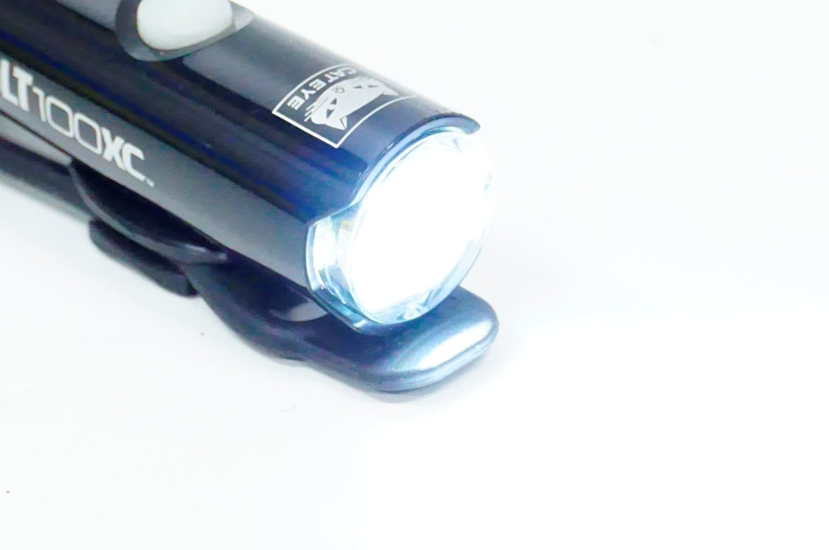 CATEYE 「キャットアイ」 VOLT100 XC フロントライト / 名古屋大須店