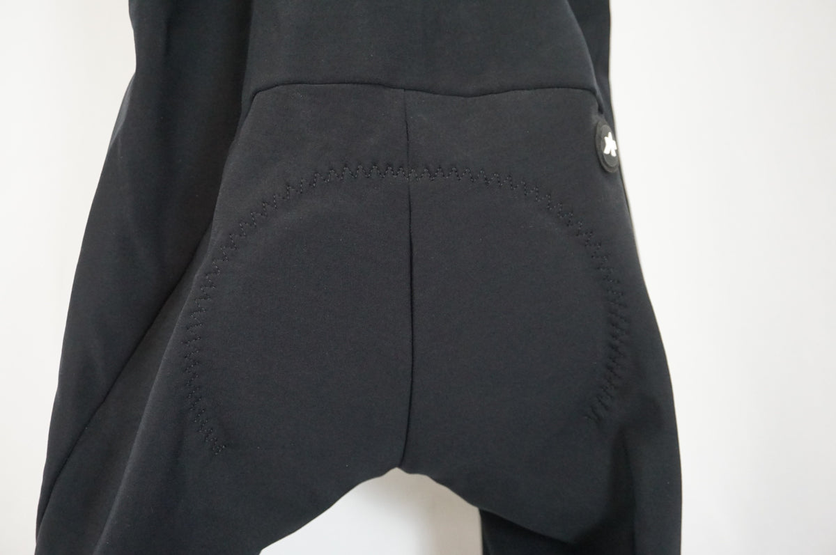 ASSOS 「アソス」 EQUIPE R WINTER S9 サイズM ビブタイツ / 宇都宮店