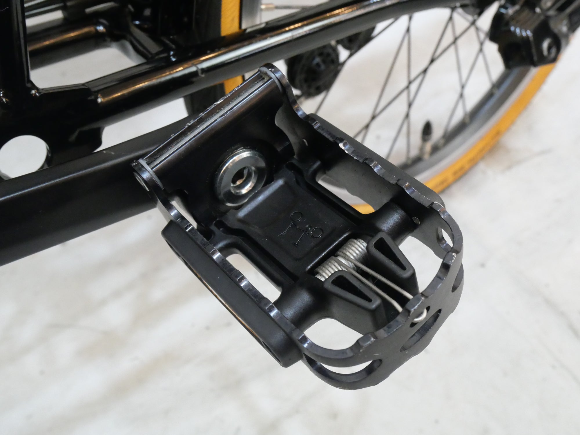 BROMPTON 「ブロンプトン」 S2L BLACK EDITION 2018年モデル カスタム 16インチ 折り畳み自転車 / バイチャリ浦和ベース