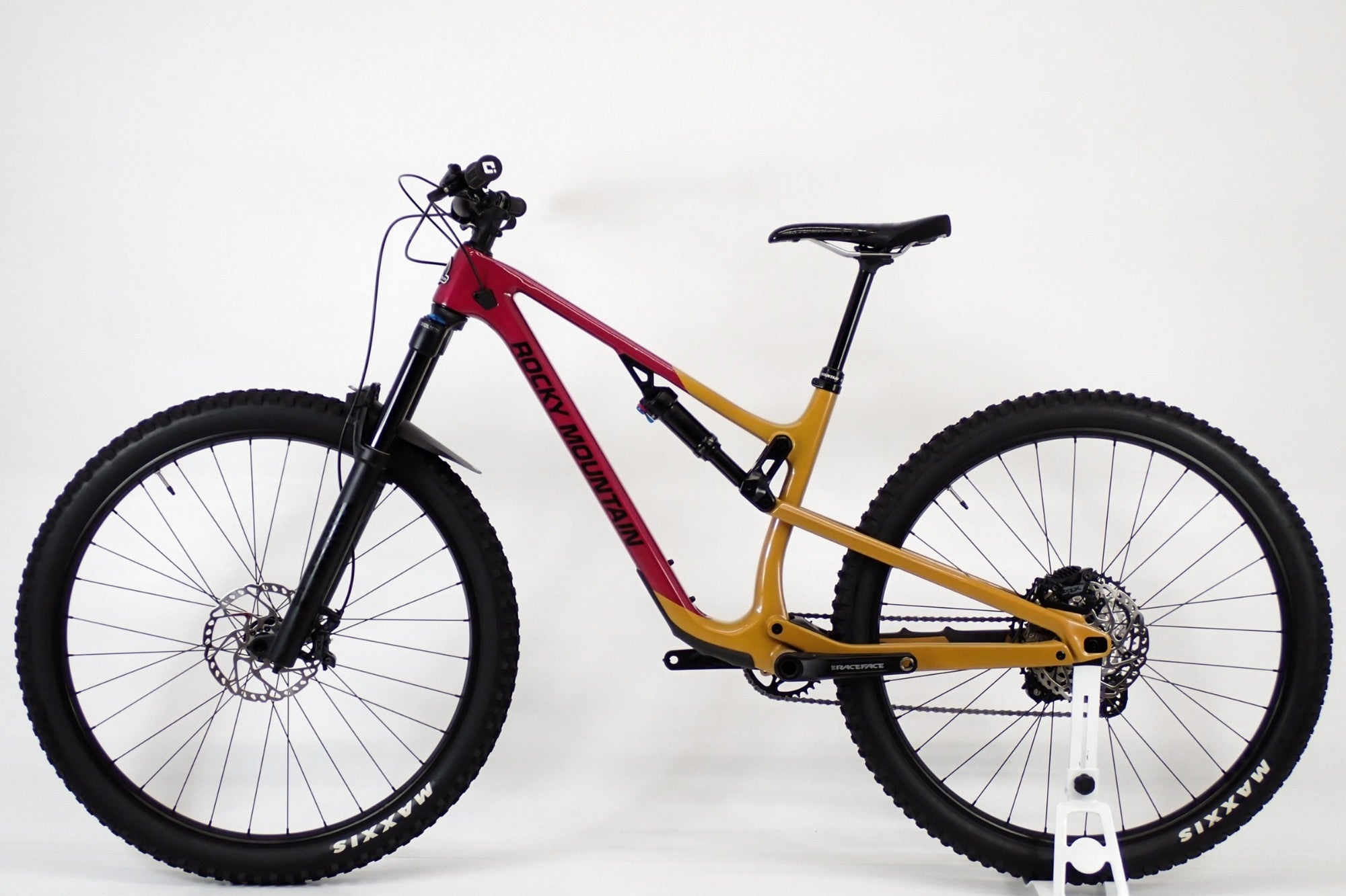 ROCKY MOUNTAIN 「ロッキーマウンテン」 INSTINCT CARBON 50 2022年