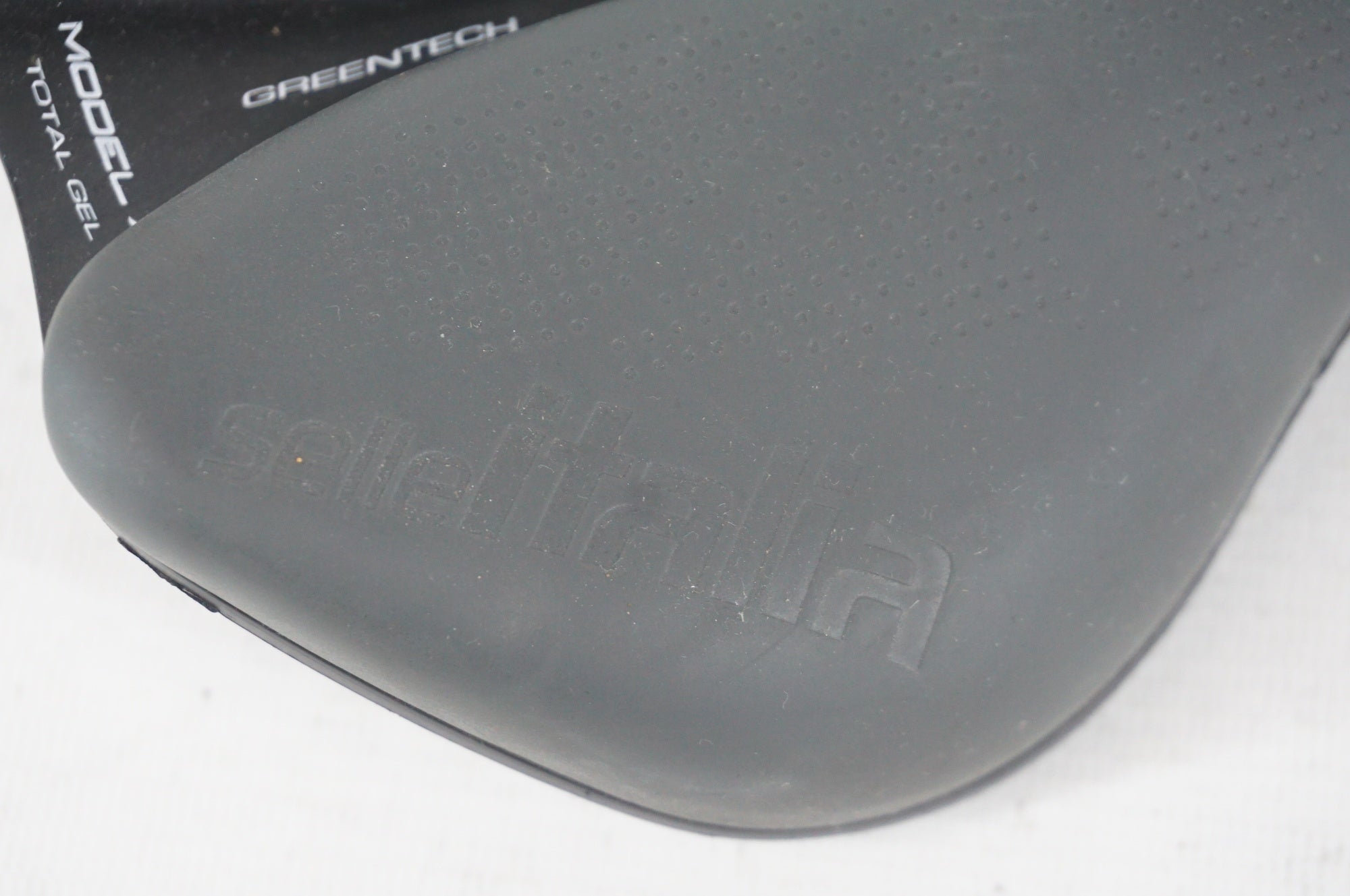 SELLE ITALIA 「セライタリア」 MODEL X COMFORT+ SUPERFLOW サドル / 阪急塚口店