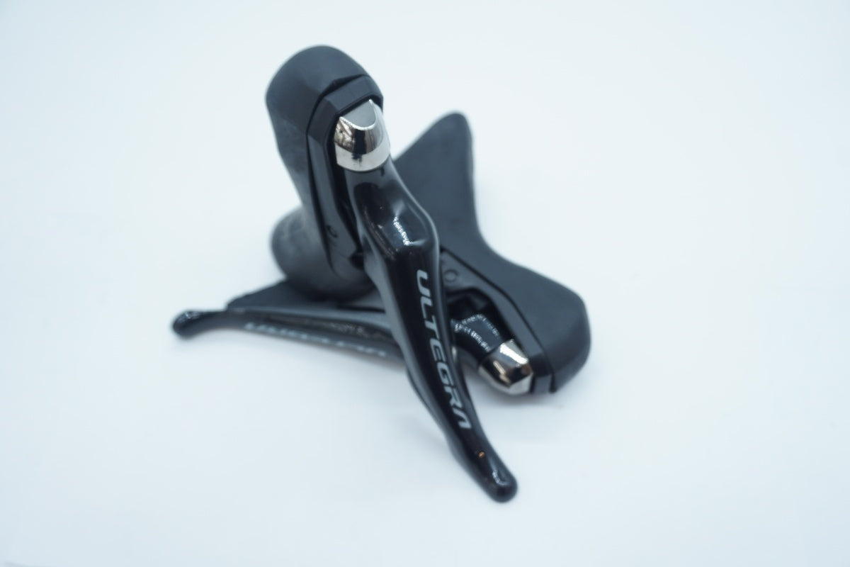 SHIMANO 「シマノ」　ULTEGRA ST-R8020 デュアルコントロールレバー / 京都西院店