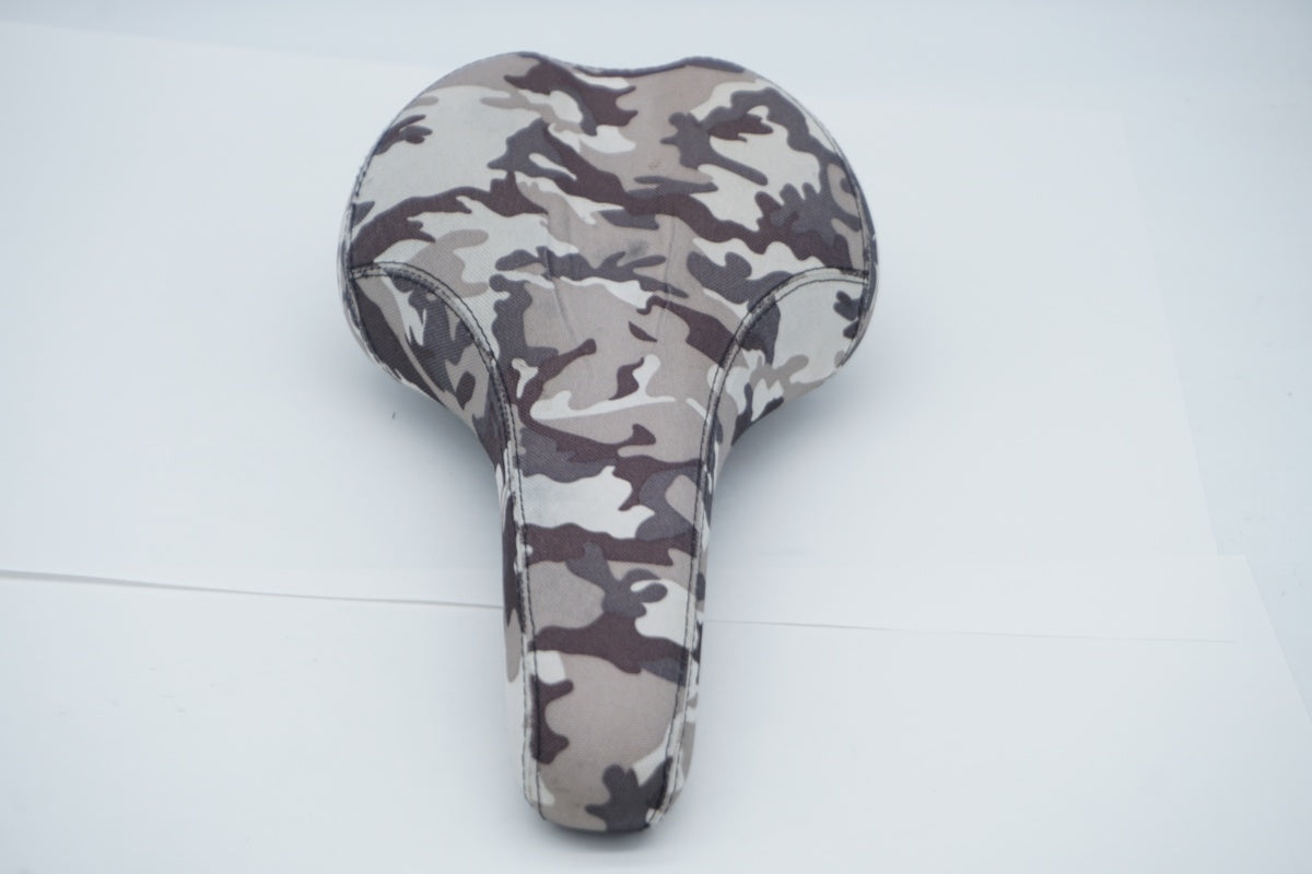 VELO 「ベロ」 サドル / 滋賀大津店