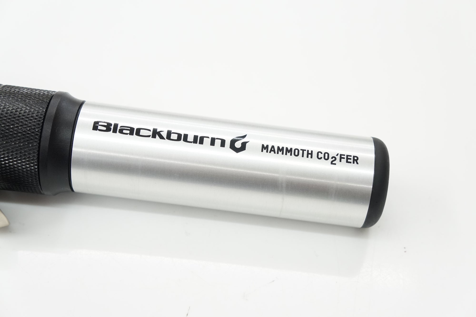 BLACKBURN 「ブラックバーン」 マンモス CO2FER 携帯ポンプ / バイチャリ浦和ベース