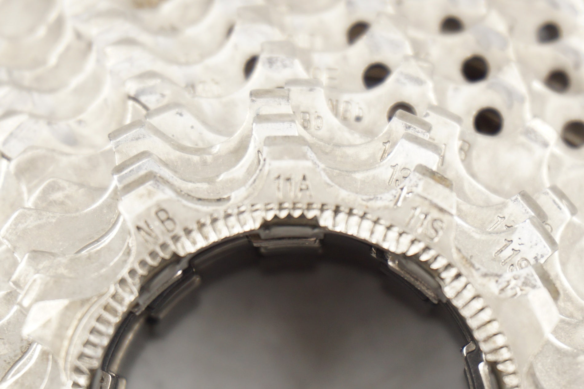 SHIMANO 「シマノ」 105 CS-5800 11-28T スプロケット / 奈良店