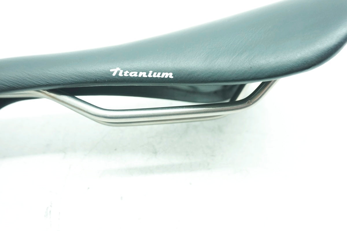 SELLE ITALIA 「セライタリア」 FLITE 1990 NJS サドル / 大阪門真店