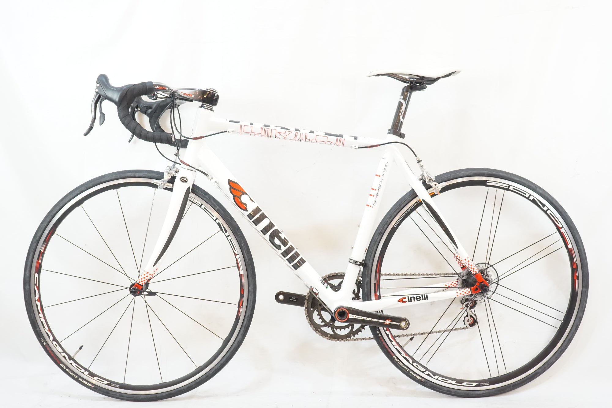 CINELLI 「チネリ」 THE MACHINE 2010年モデル ロードバイク / バイチャリ浦和ベース