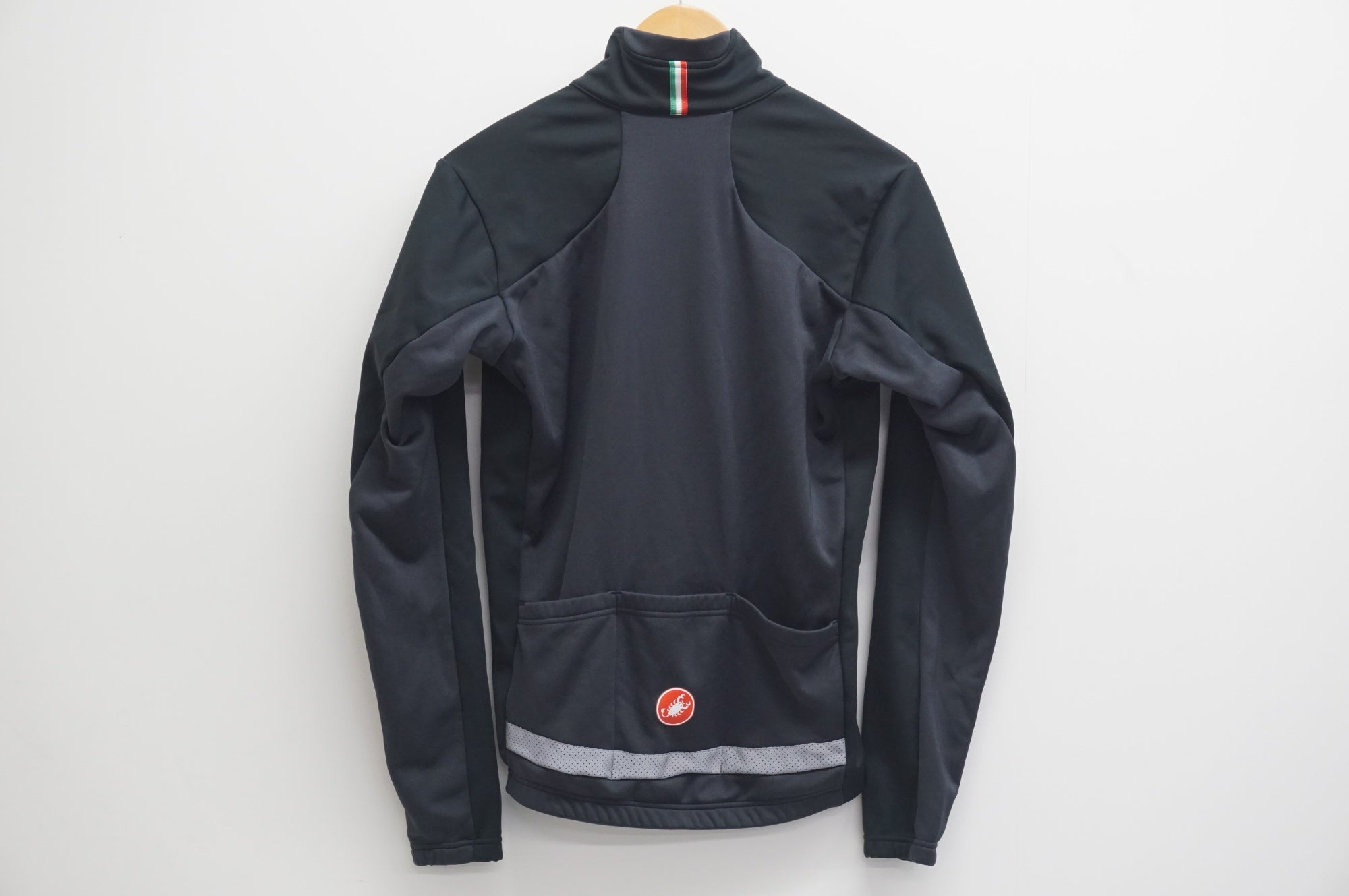 CASTELLI 「カステリ」 GORE-TEX INFINIUM Mサイズ メンズ ジャージ
