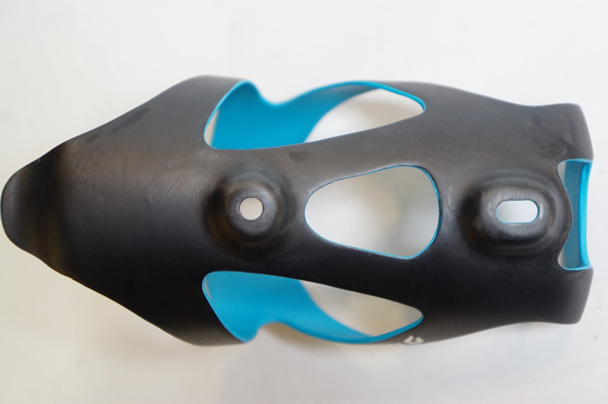 BLACKBURN 「ブラックバーン」 CAMBER UD CARBON ボトルケージセット / 熊谷本店