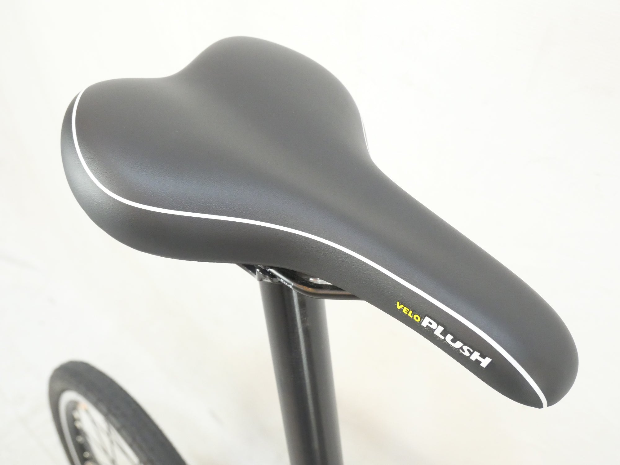 LOUIS GARNEAU 「ルイガノ」 EASEL 6.0 2021年モデル 20インチ 折り畳み自転車 / バイチャリ浦和ベース