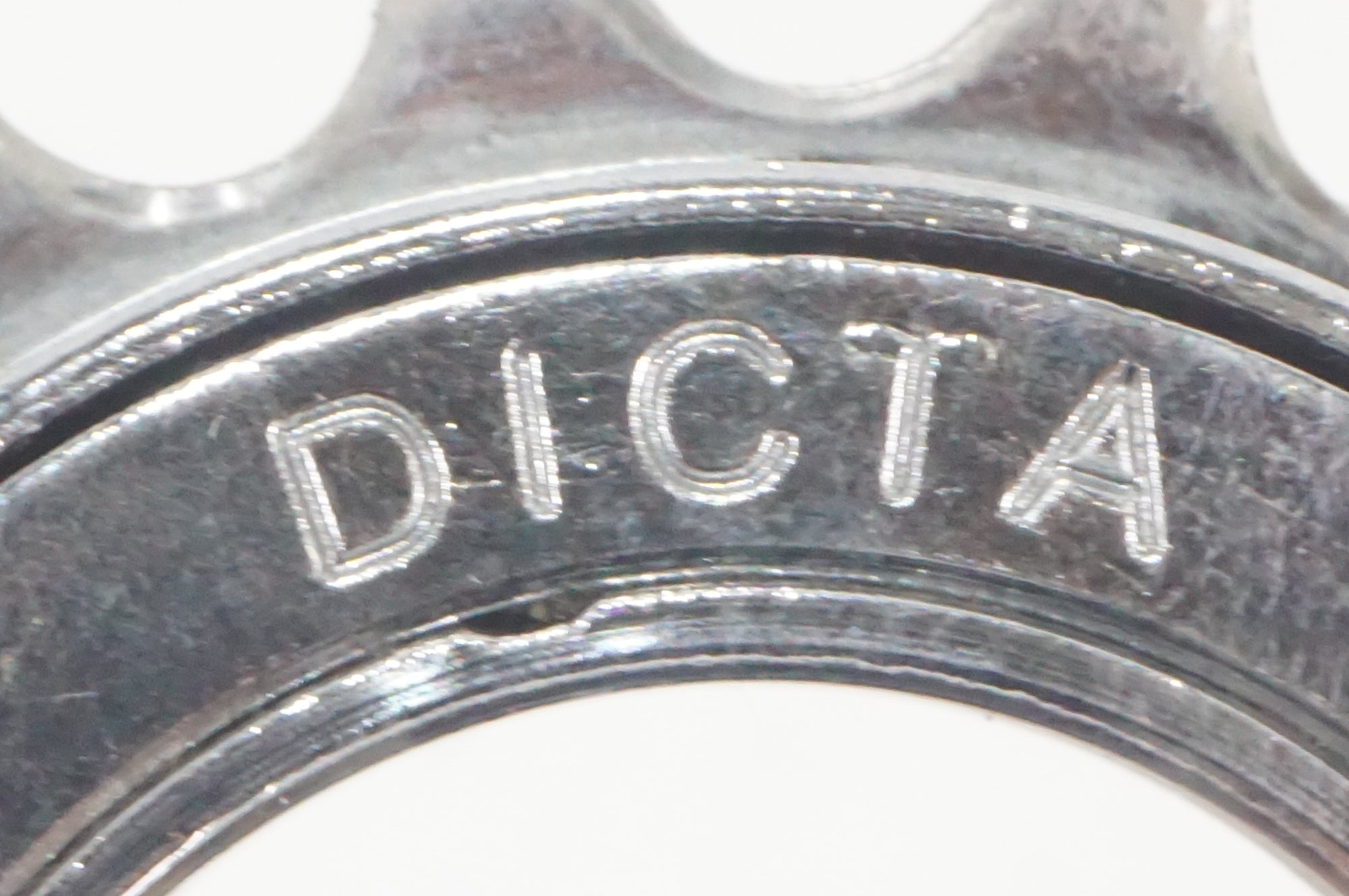 DICTA 「ディクタ」 16T フリーコグ / AKIBA店