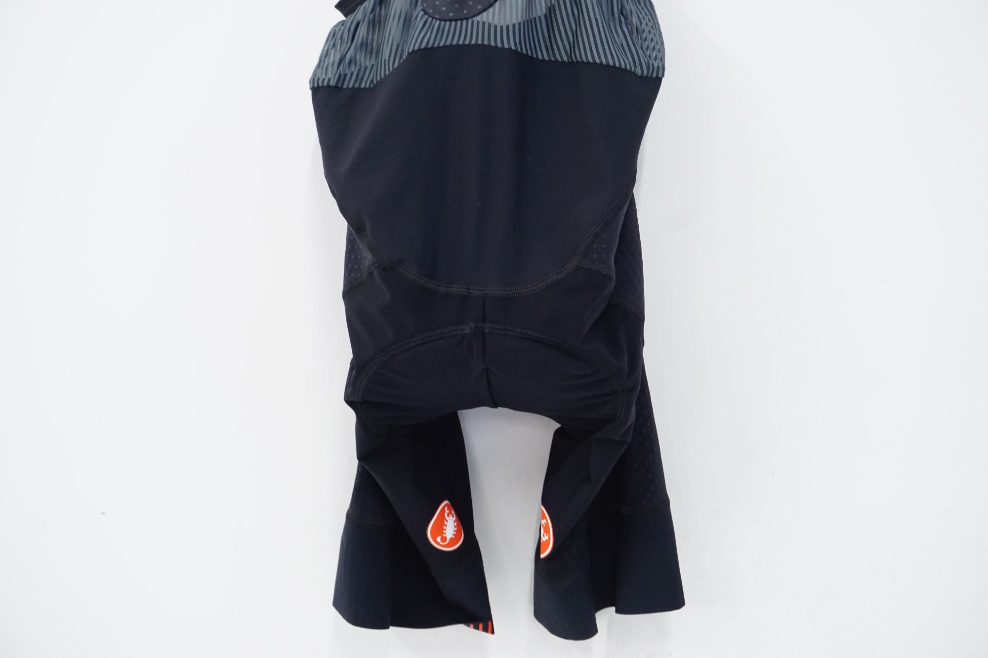 CASTELLI 「カステリ」 ROSSOCORSA Mサイズ ビブショーツ / 浜松店